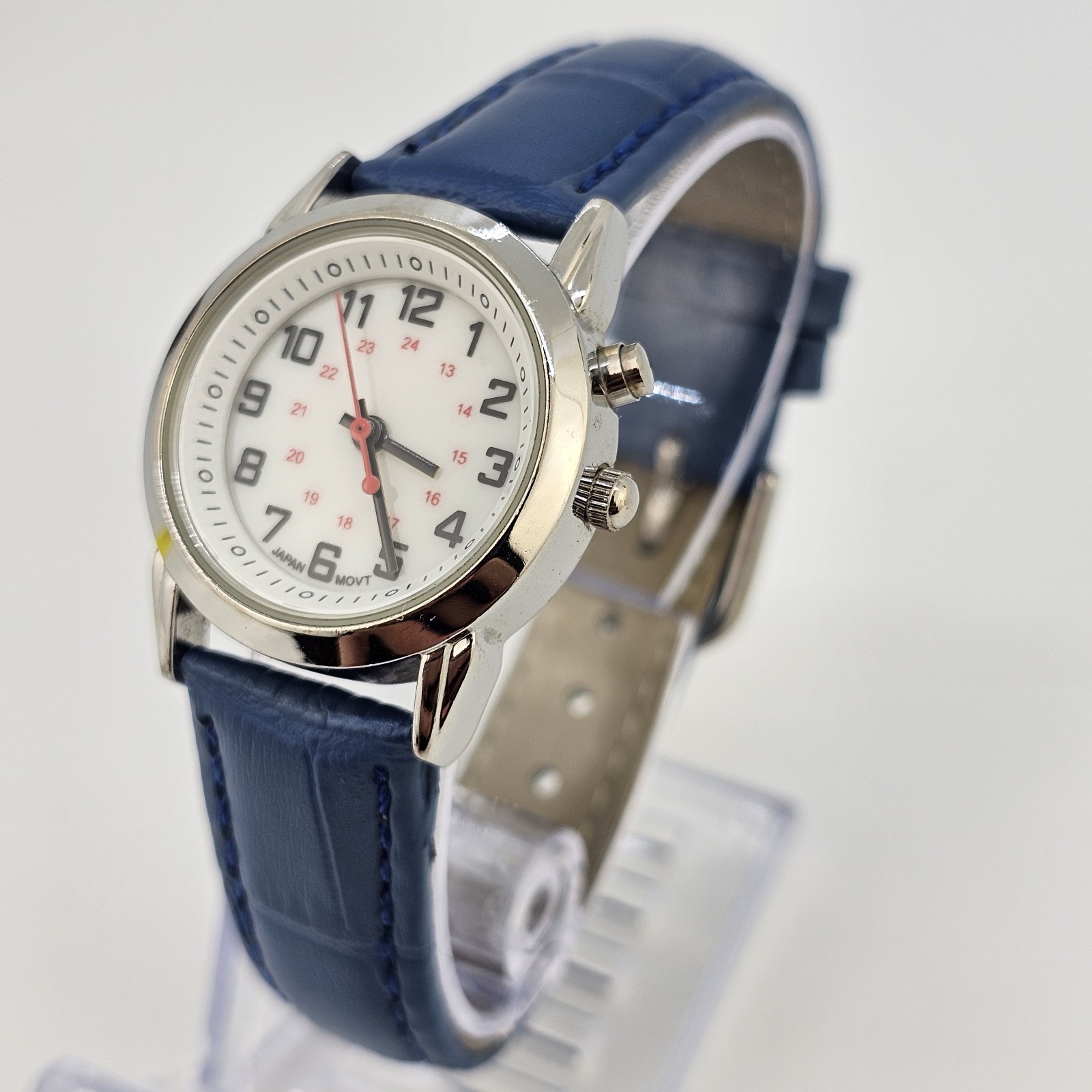 28MM Women Watch White Dial New Blue Leather Bands New Battery LIGHT NOT WORKING