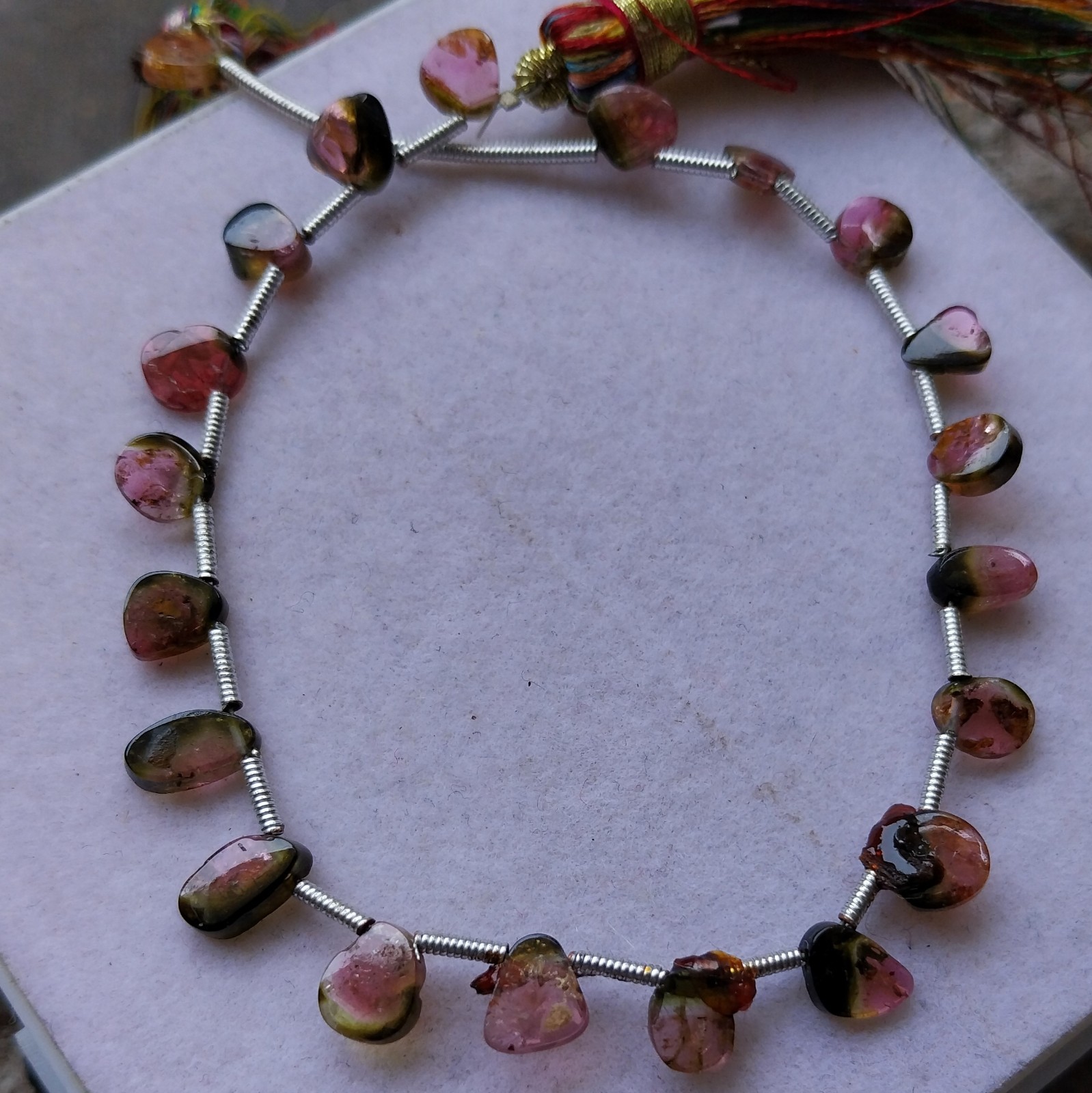 22 Ct 5.5×4.5-8×4 MM Natural Smooth Bi Color Tourmaline Slice 8 Inch Beads