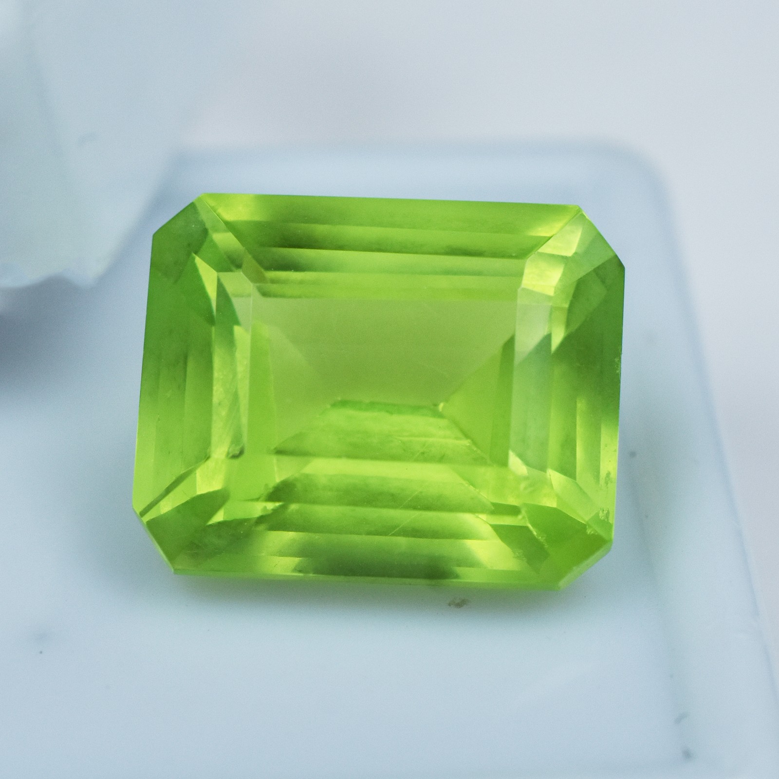 10.25 Ct NATURAL Stunning Green PERIDOT Emerald Cut Loose Gemstone CERTIFIED