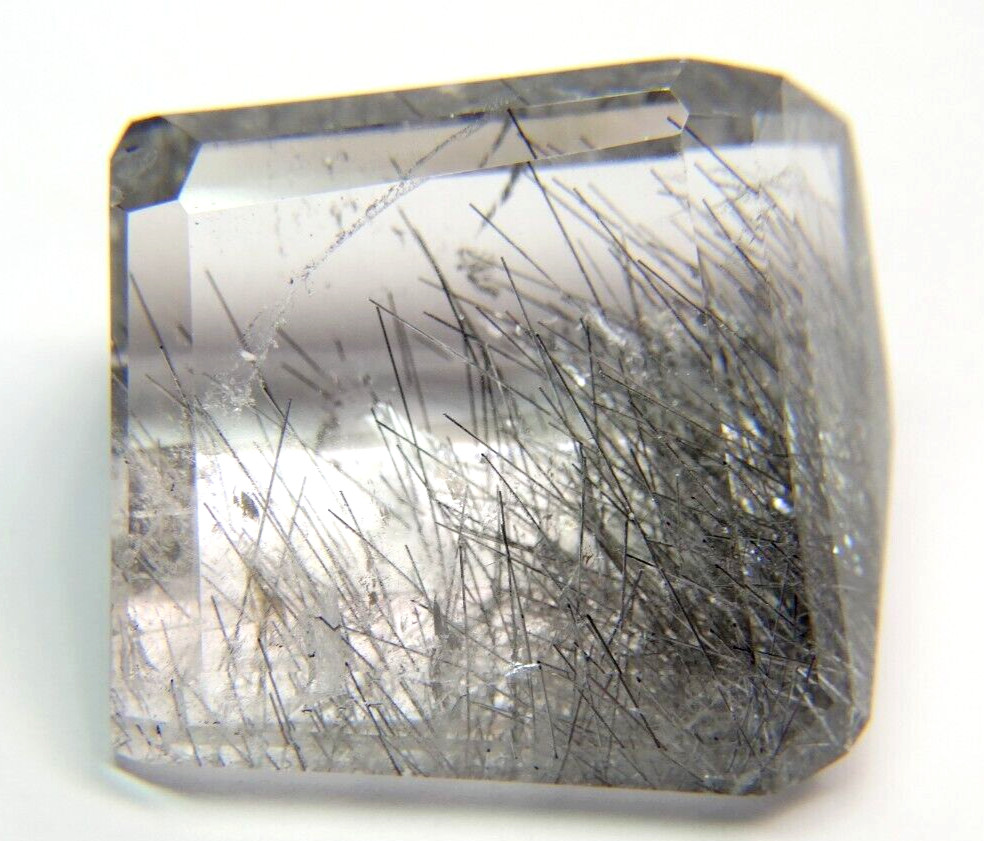 IP-2 Tourmalinated Quartz 111.90ct 32x27x21mm Black needles Free Form