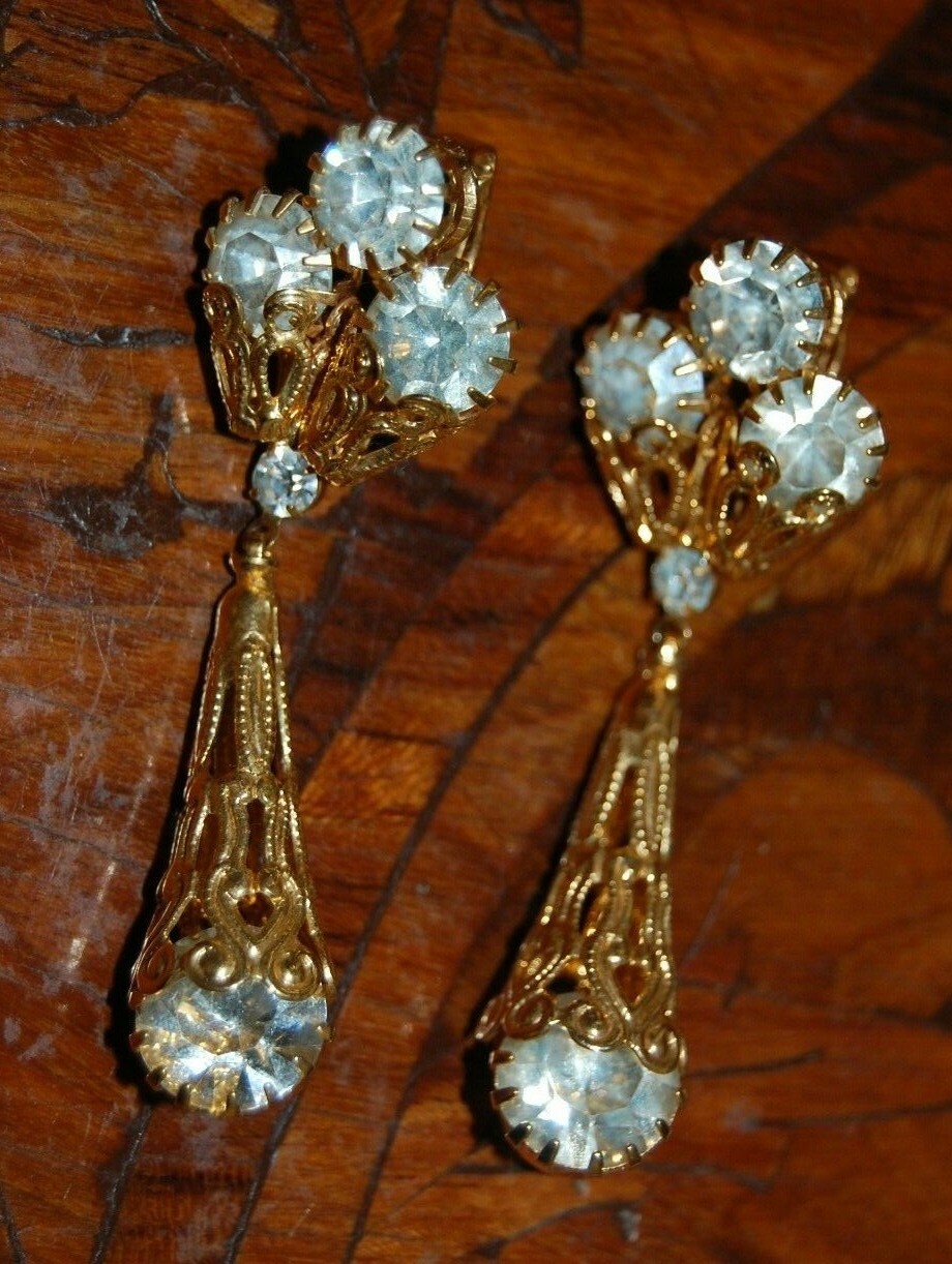 ELEGANT VTG CLEAR CRYSTALS FILIGREE ANTIQUE STYLE DROP DANG GOLDEN CLIP EARRINGS