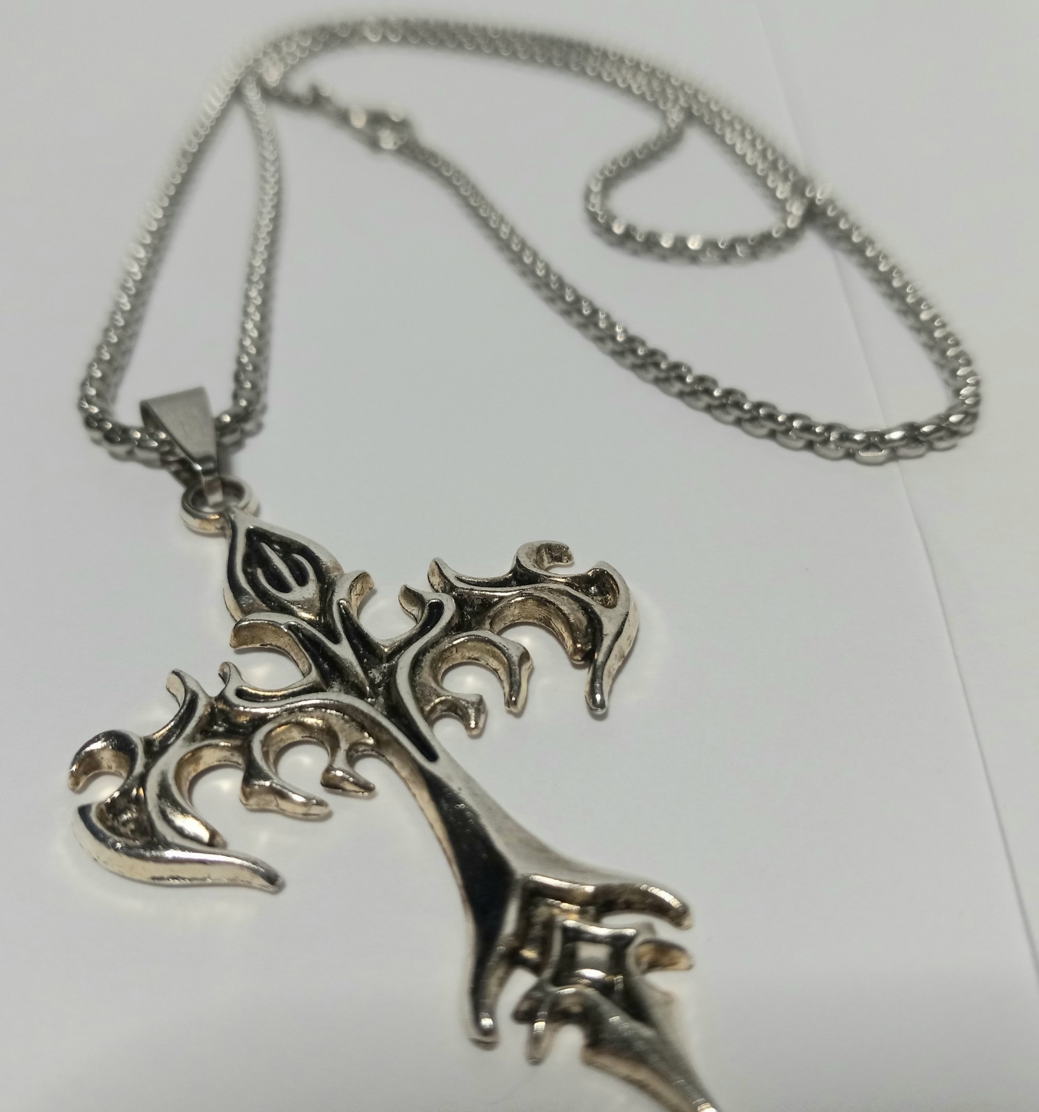 Gothic Cross Charm Pendant Necklace Silver Tone Cable Chain Lobster Clasp