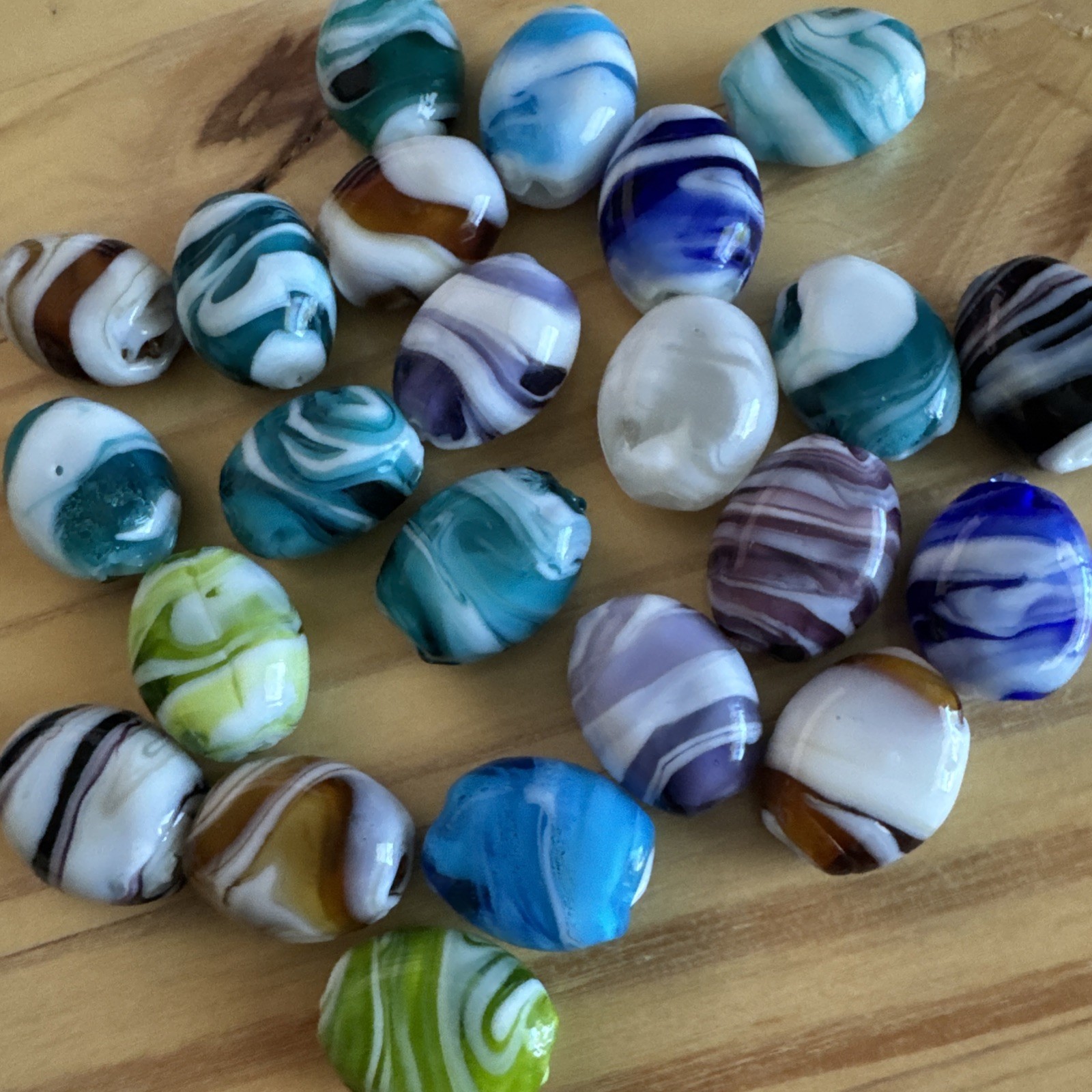 23 MIXED BLUE PURPLE BROWN GREEN TEAL & WHITE OVAL SWIRL LAMPWORK BEADS 23mm