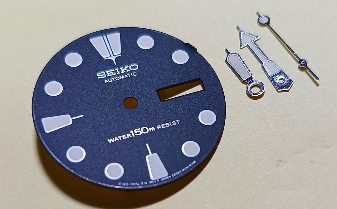 SEIKO TURTLE 6309-7040 6309-7049 ORIGINAL DIAL CASED HONG KONG SET HANDS MINT