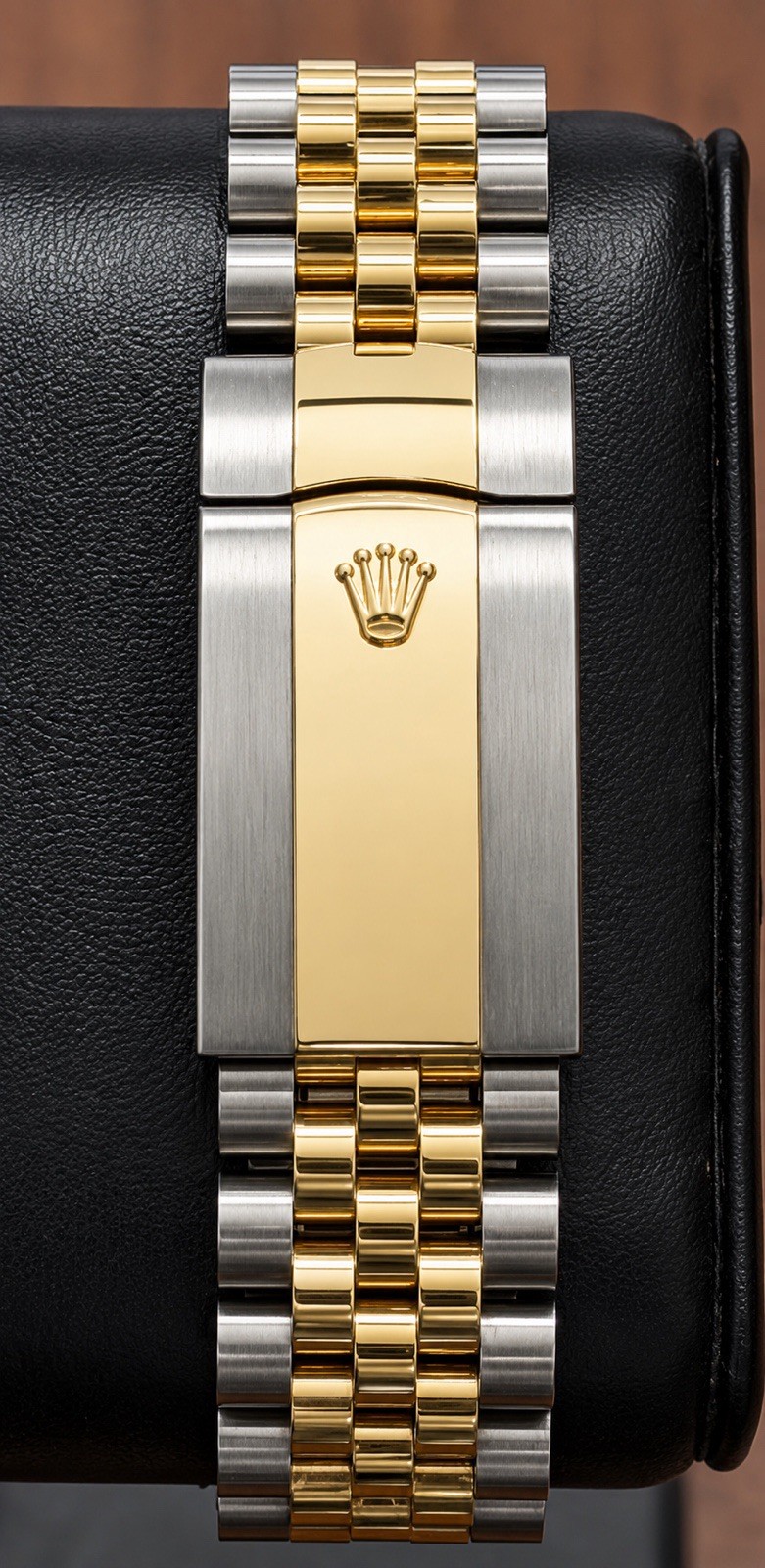 NEW Rolex Sky-Dweller 42mm 336933 18K Gold Steel White Dial Jubilee B&P