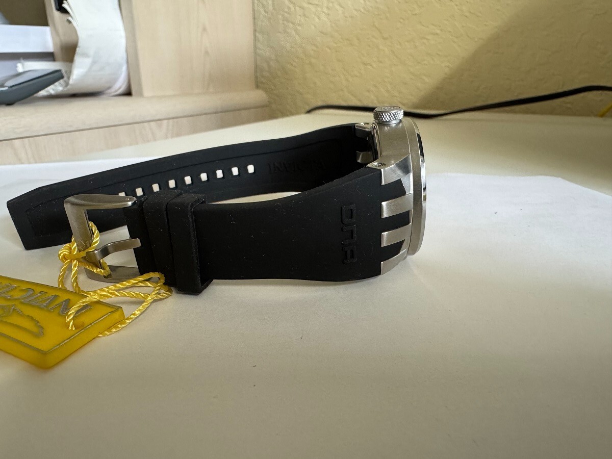 Invicta DNA 10399 White Dial Stainless Steel black rubber band watch 40mm