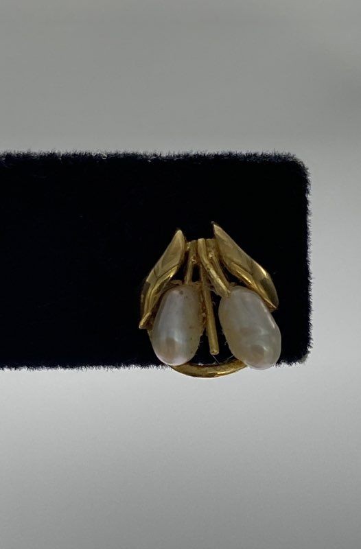 Montebello 14K Yellow Gold Pearl Leaf Stud Earrings 1.76g 17.1mm x 12.2mm