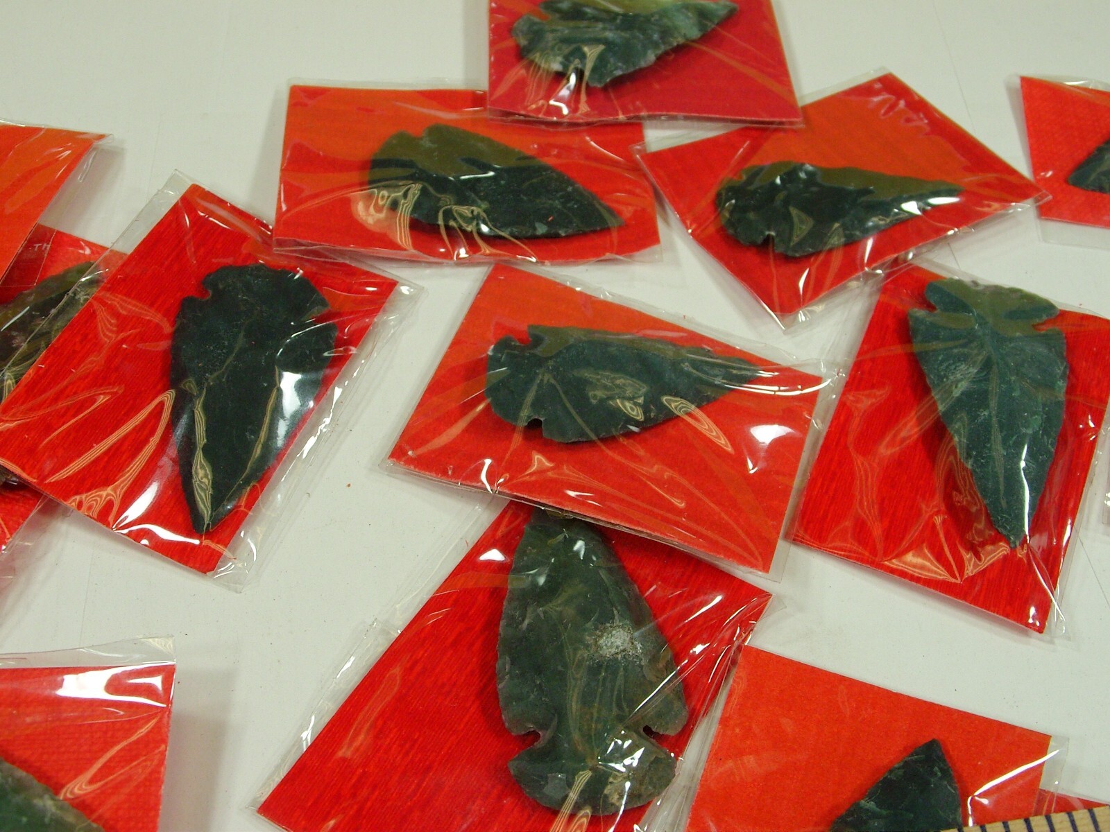 30 Pieces Large 2″ – 2 1/2″ India Handmade Agate Arrowheads Bulk Lot (FC-51) ⭐
