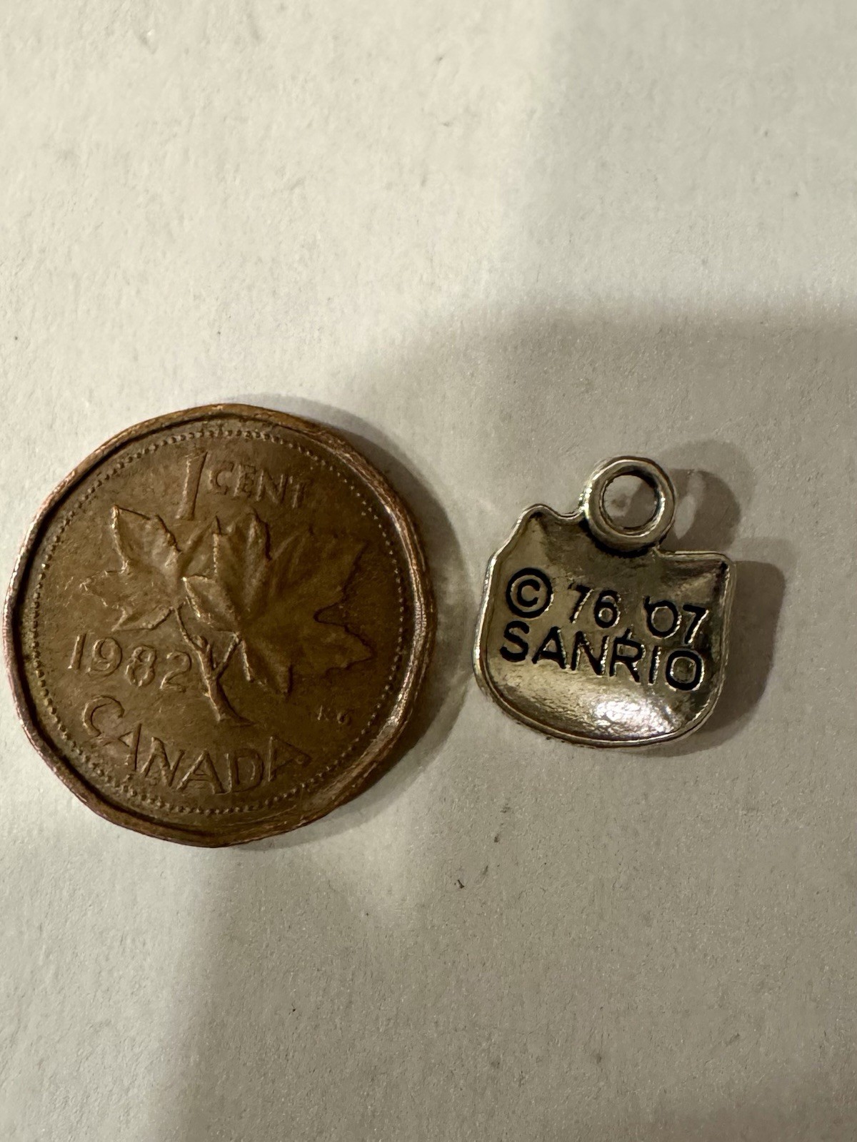 Hello Kitty 2007 Charm Sanrio 1976, 2007 Bracelet Necklace Jewelry Vintage Retro