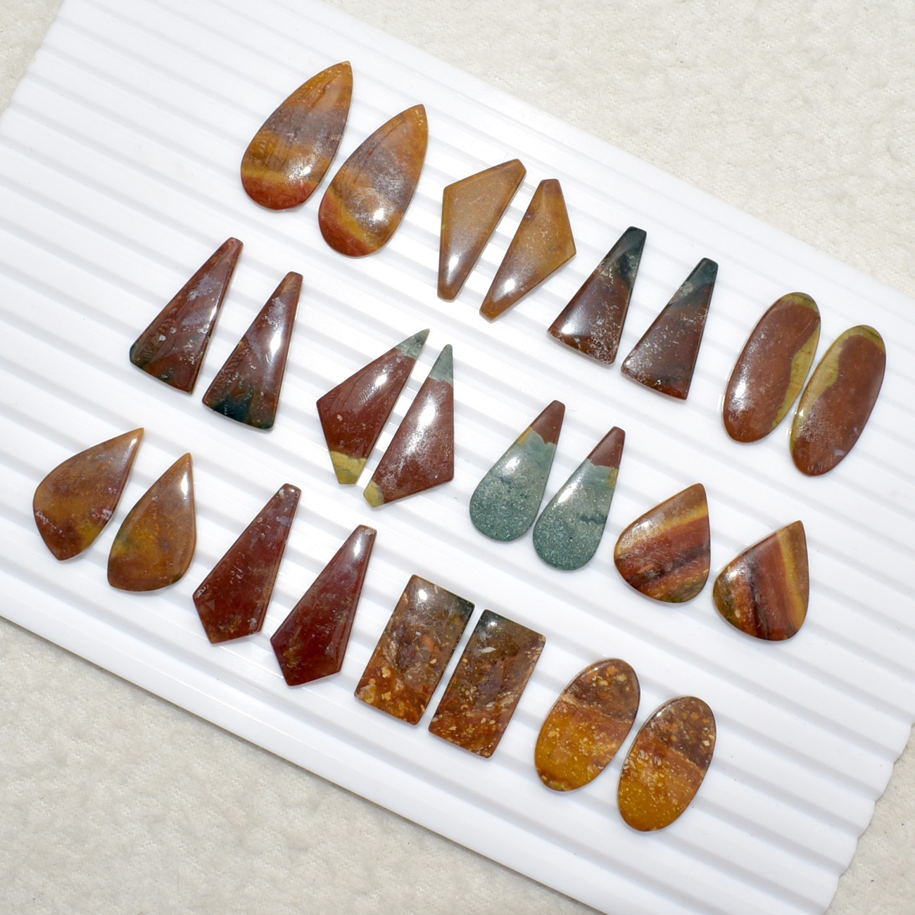 Natural Blood Stone Matching Pair Cabochon Loose Gemstone B434