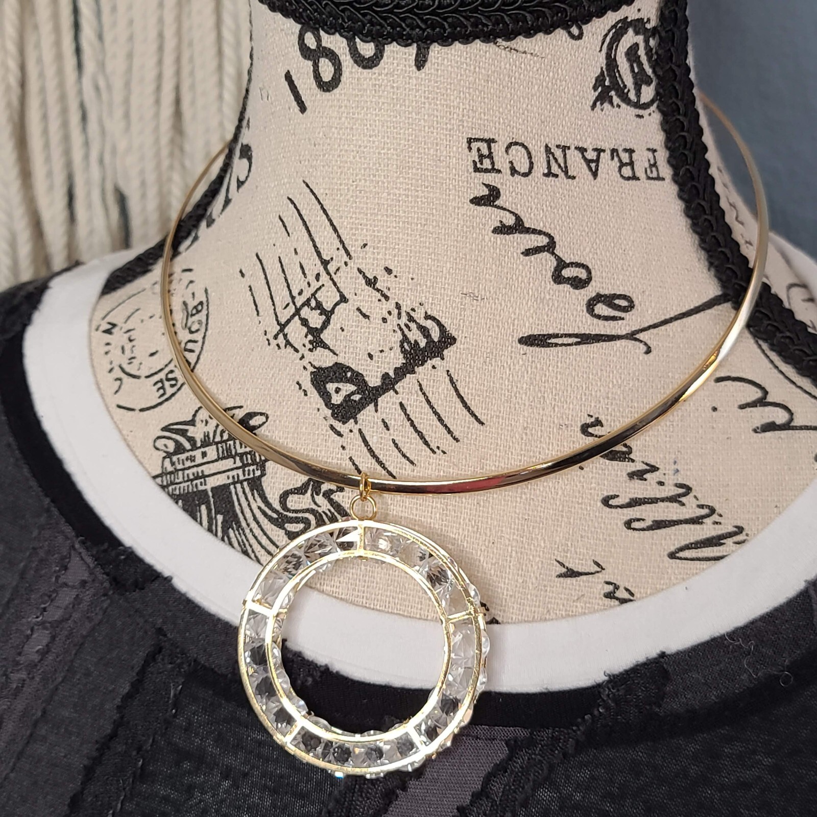 7 Charming Sisters “Love & Light” Crystal Halo & Gold Rigid Choker Necklace