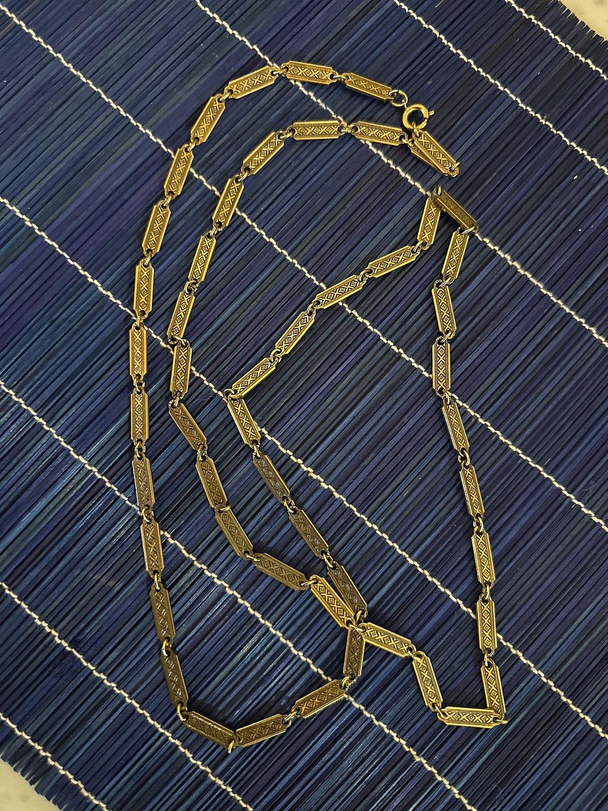 Vtg. Gold Tone Etched “X” Pattern Bar Link Chain Necklace 44″- No Markings