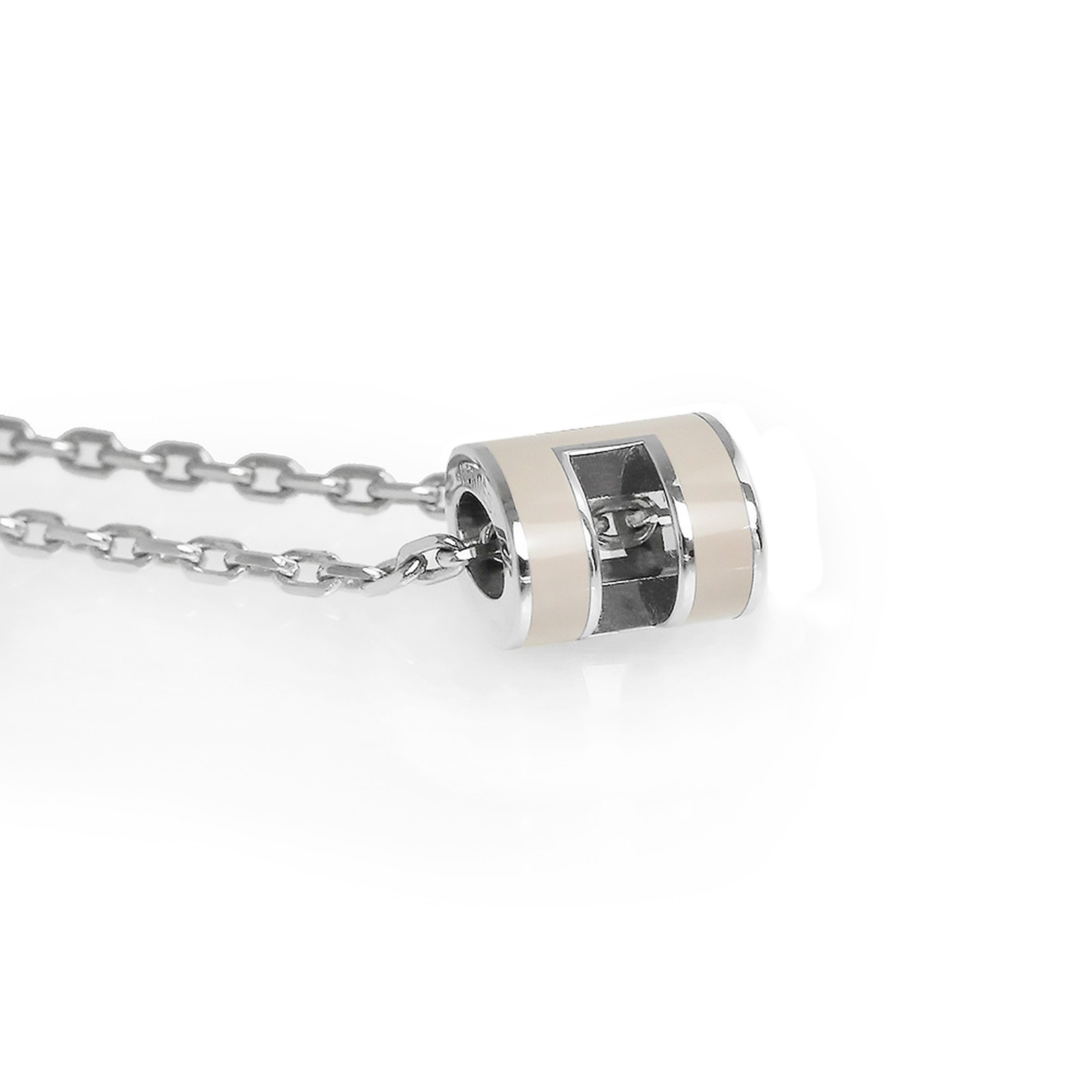 HERMES Pop H Mini Pop H lacquered metal, Marron Glace Pendant / Necklace