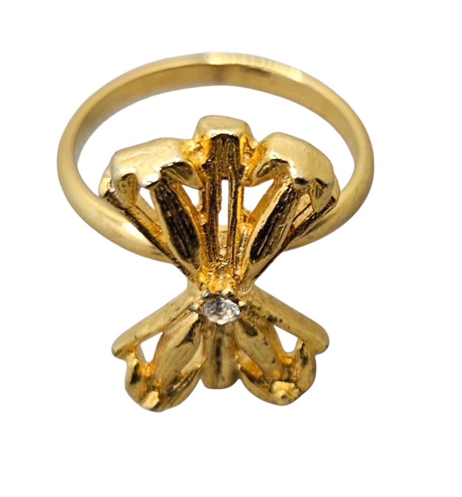 Vintage Vogue Gold Tone Ring Rhinestone Bow Shape Tied Knot size 7 Adjustable