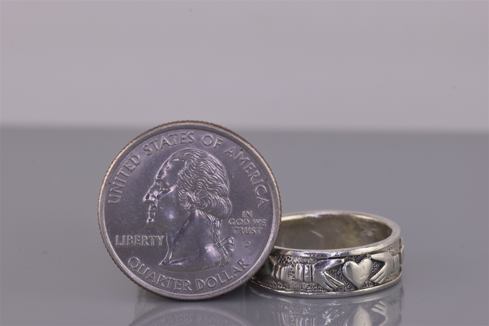 Peter Stone Sterling Silver Irish Claddagh Hearts Eternity Band Ring 925 Sz: 8