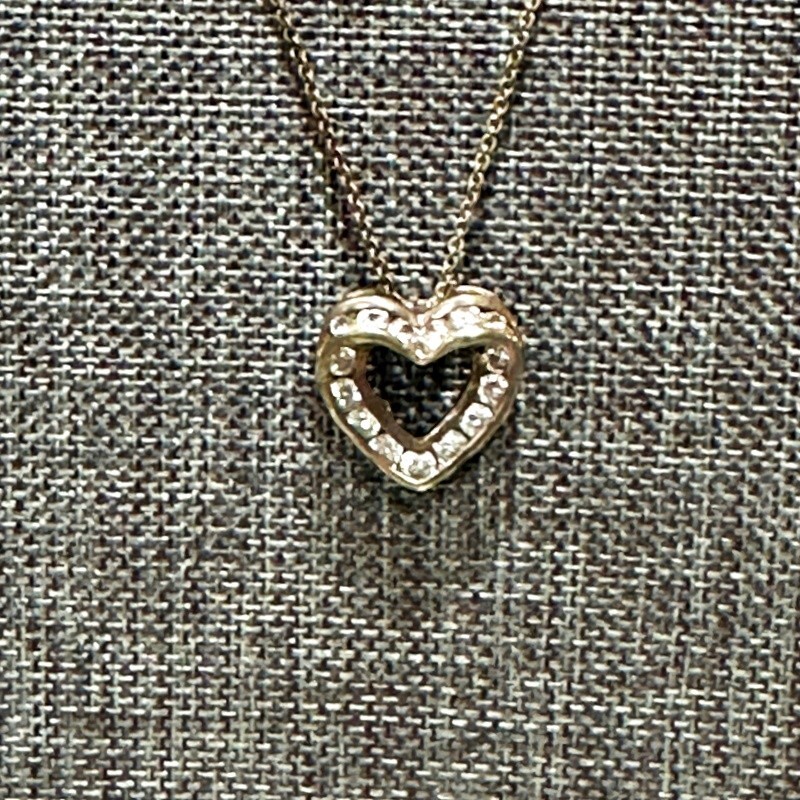 Vintage Diamante Heart Pendant Necklace Silver Tone with 18 Inch Chain