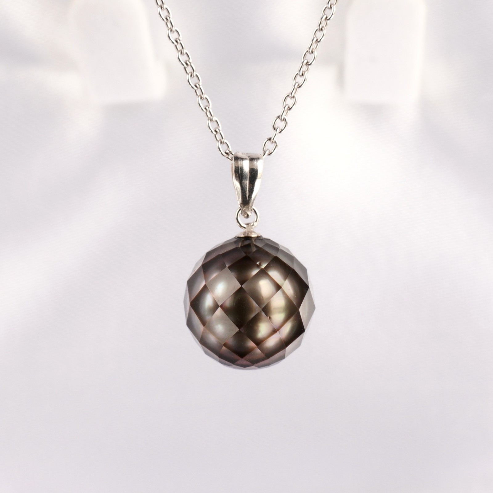 High Luster,Faceted 10.3mm Black Round Tahitian Pearl Pendant,18K White Gold