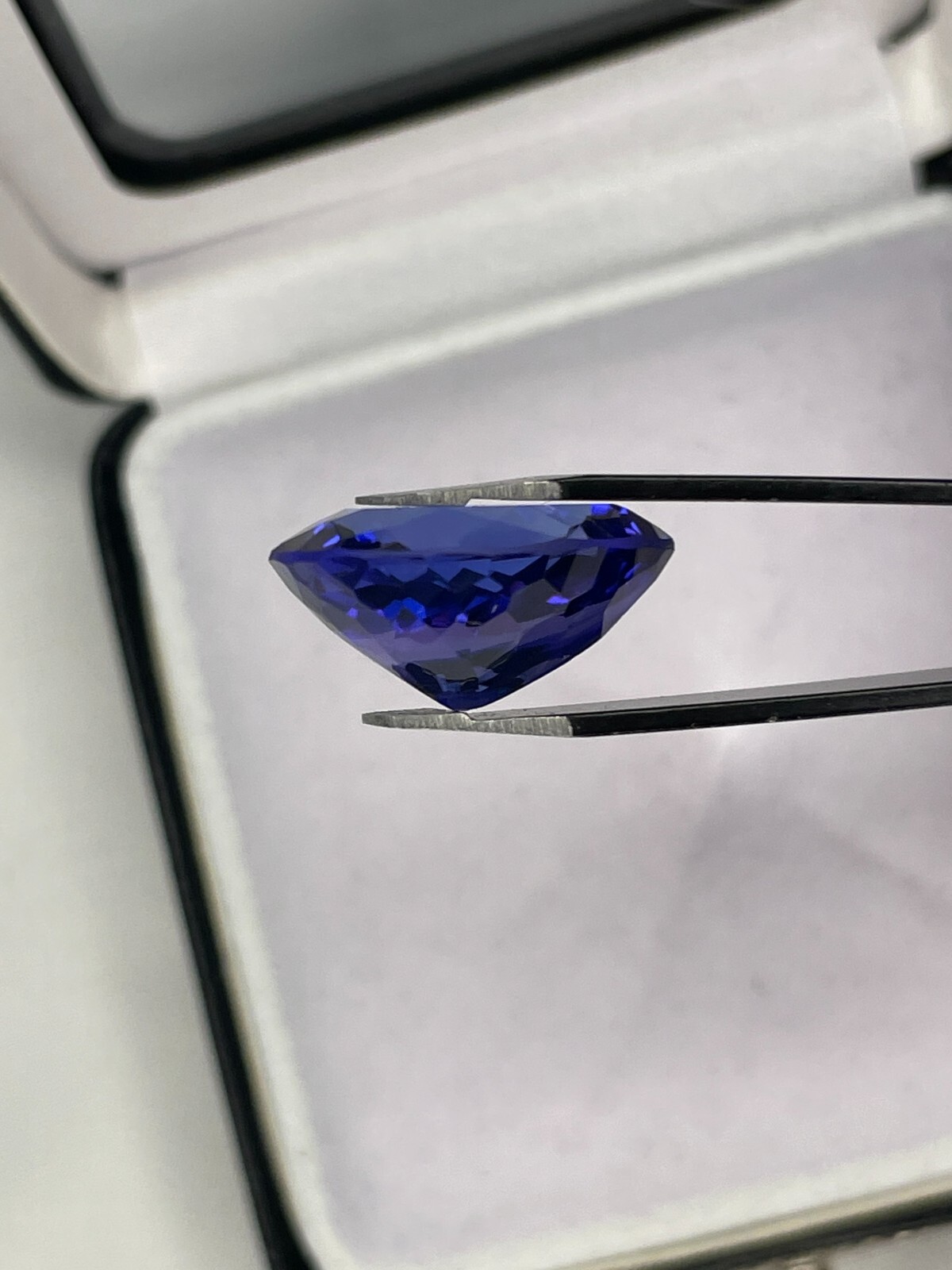 10.68ct Certified Tanzanite Pear Shape Natural Gemstone Very Good Cut Loose