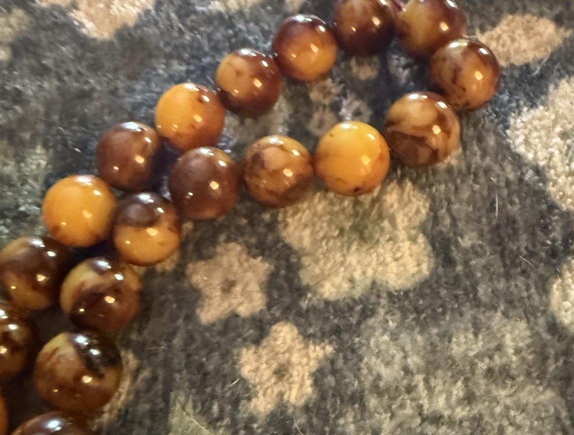 Bakelite Egg Yolk Amber Beaded Necklace Marbled Graduated Steel Cable