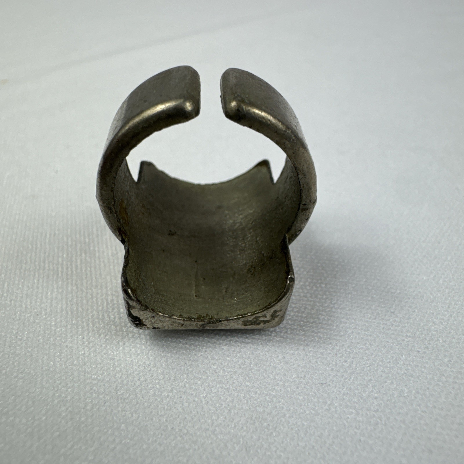 Memento Mori Skull Ring Amulet – Protecting Against Death Silver Accents
