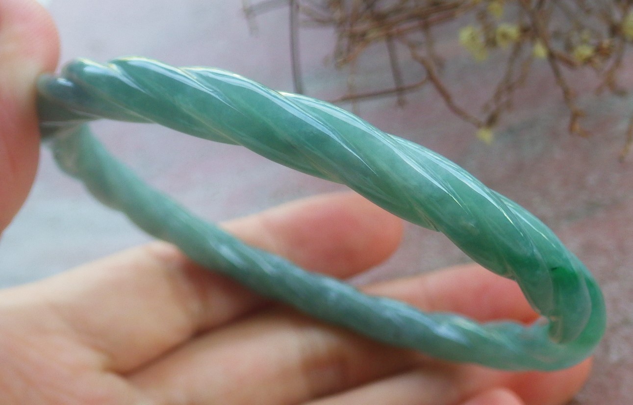 Video Certified Green 100% A JADE Jadeite Knotted Bangle Bracelet 61mm 手镯 705277
