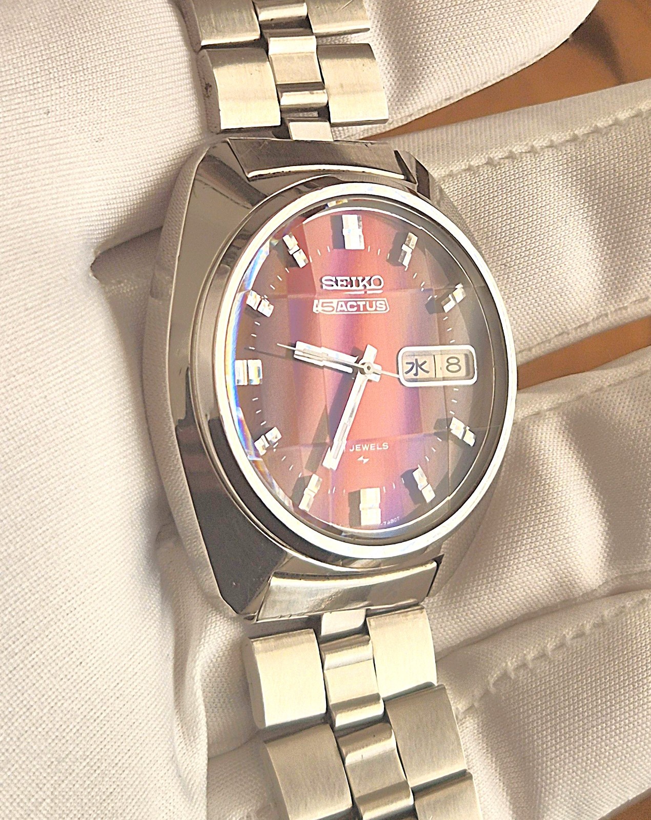 Vintage 1974 Seiko 5 Actus 7019-7350 Burgundy JDM Serviced, NOS Faceted Crystal