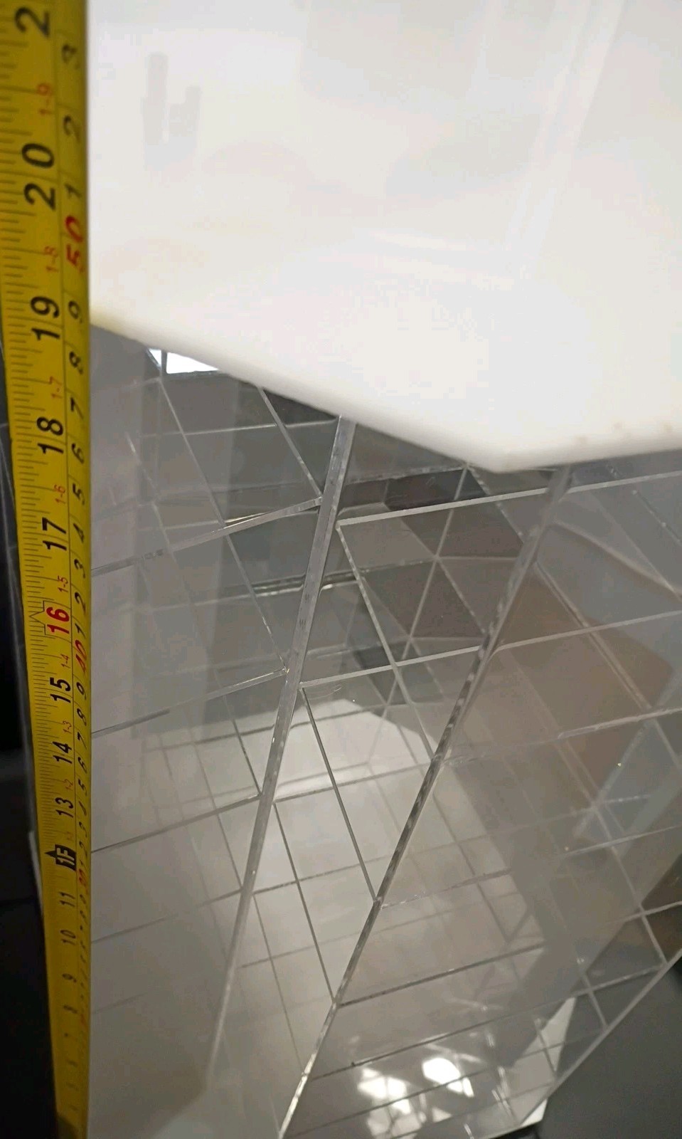 Rotating Acrylic Counter Sun Glasses Eye Glass Jewelry Display Case 19″ Acrylic