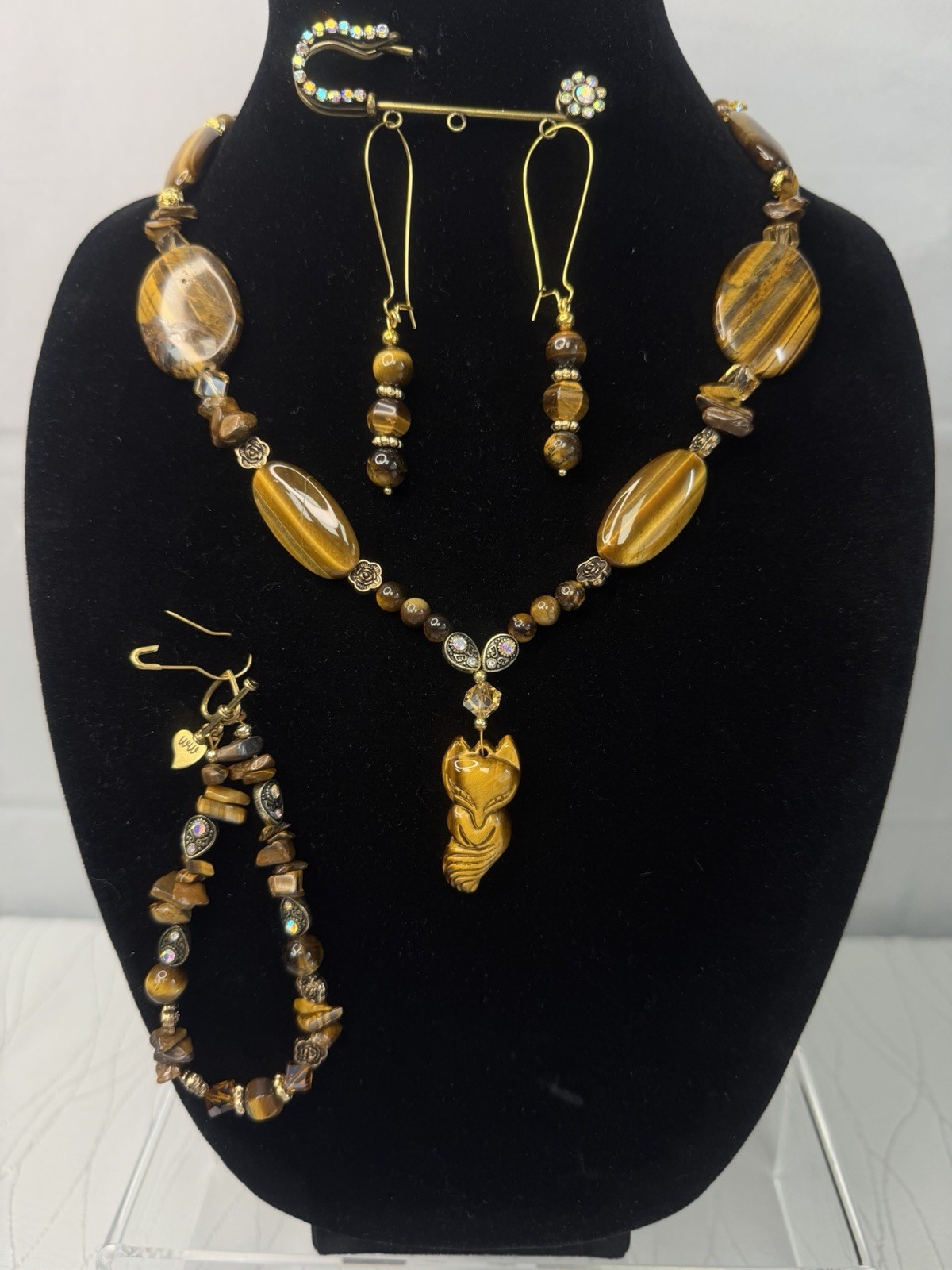Tiger’s Eye Carved Fox Pendant, Necklace, Bracelet, & Earrings Set w/ Rose Beads