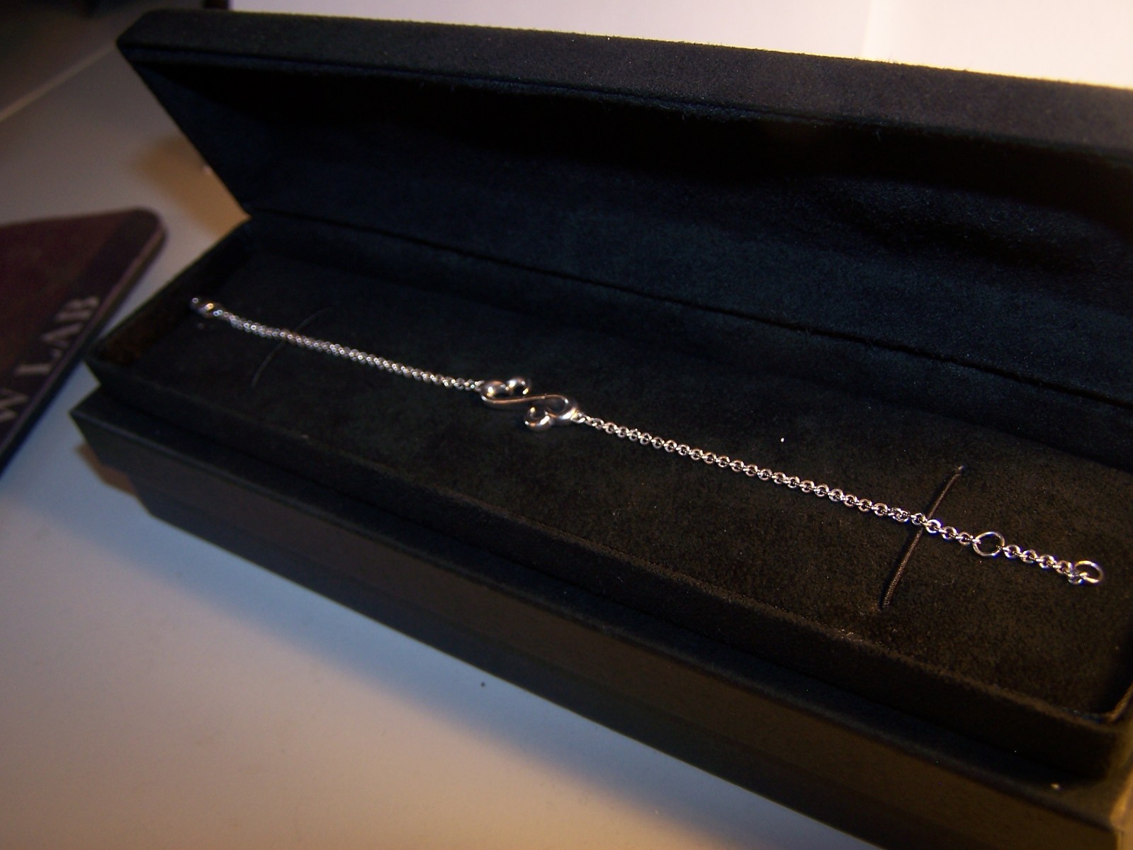 KAY JEWELERS JANE SEYMOUR RARE DOUBLE OPEN HEART STERLING SILVER TENNIS BRACELET