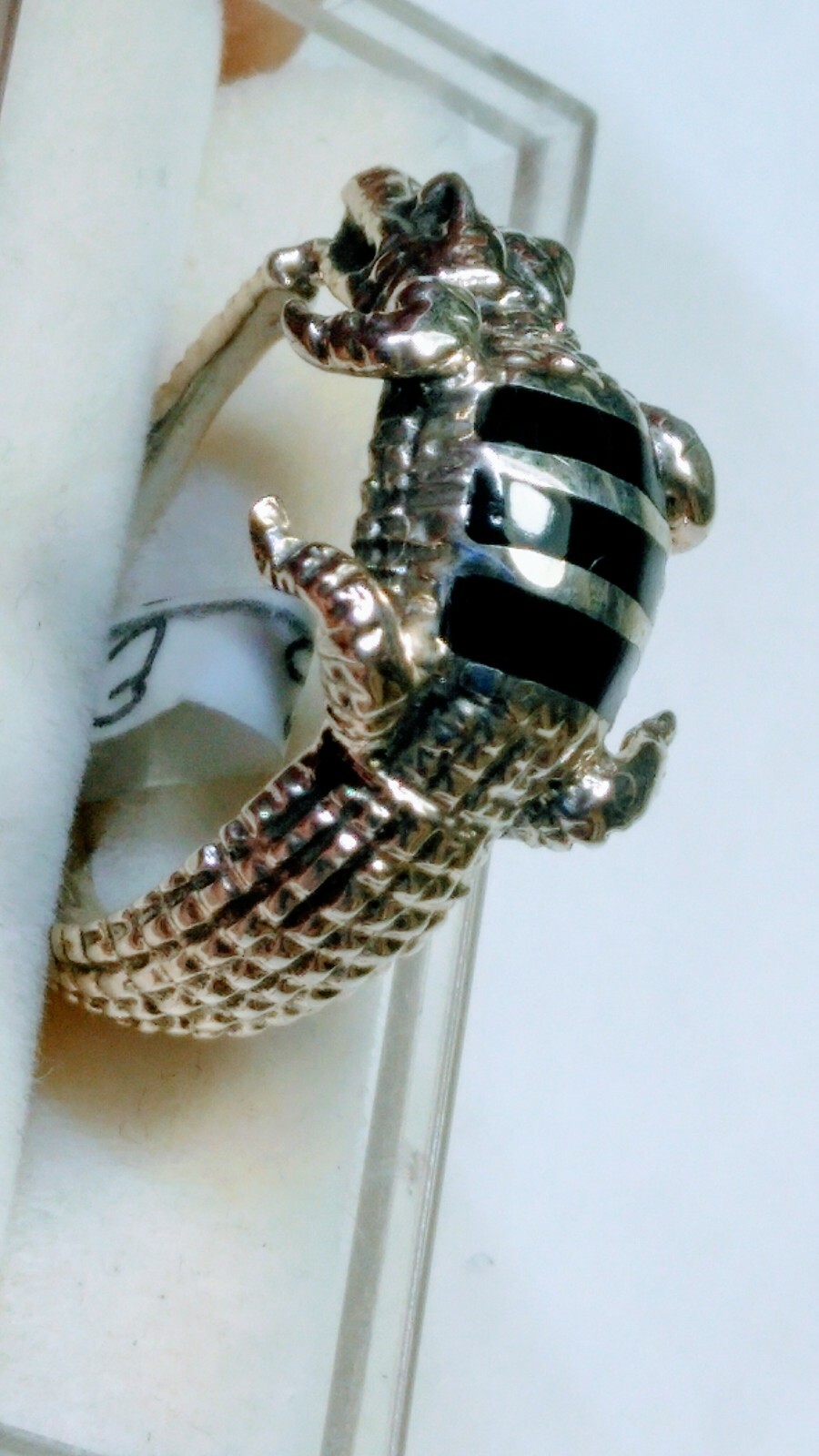 FETCHING STERLING SILVER .925 WITH BLACK ONYX INLAY RING IN SIZE 8.75-9.0-9.25!