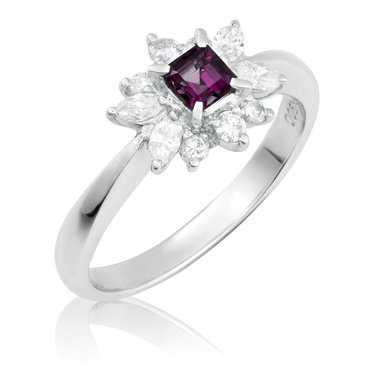 Untreated Alexandrite 0.30 cts in Platinum Ring w 0.31 cts Diamonds / GIA Report