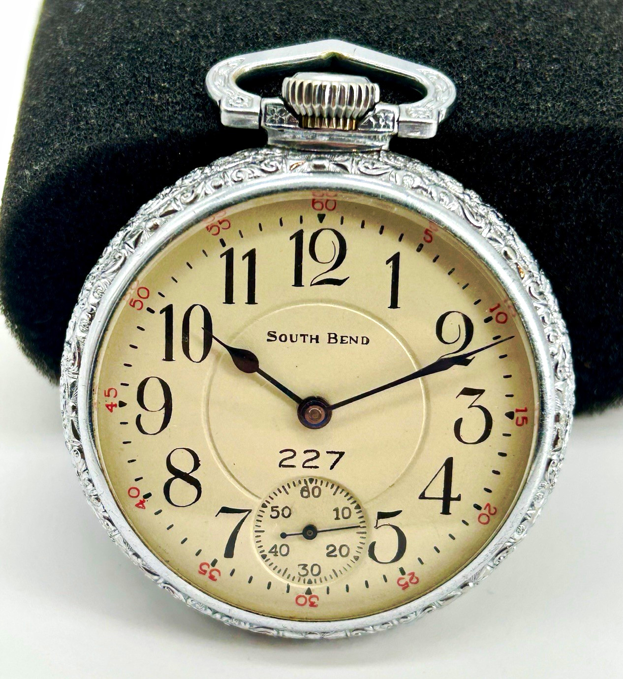 South Bend Grade 227 Railroad Pocket Watch 21J 16S Lever Set Double Roller Runs