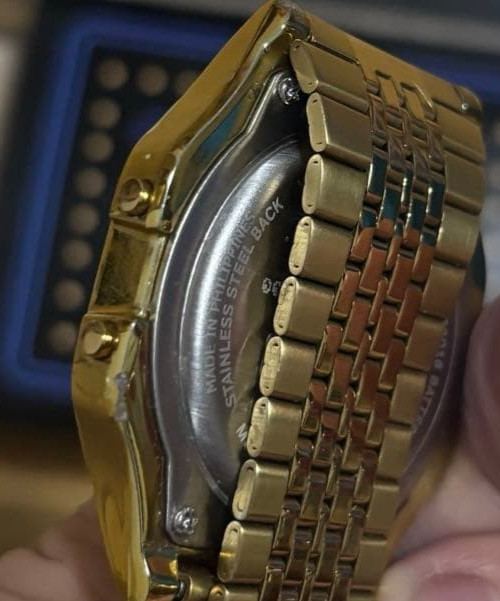 Timex T80 Pac-Man 40th Anniversary Gold Digital Watch Retro Limited Original Box