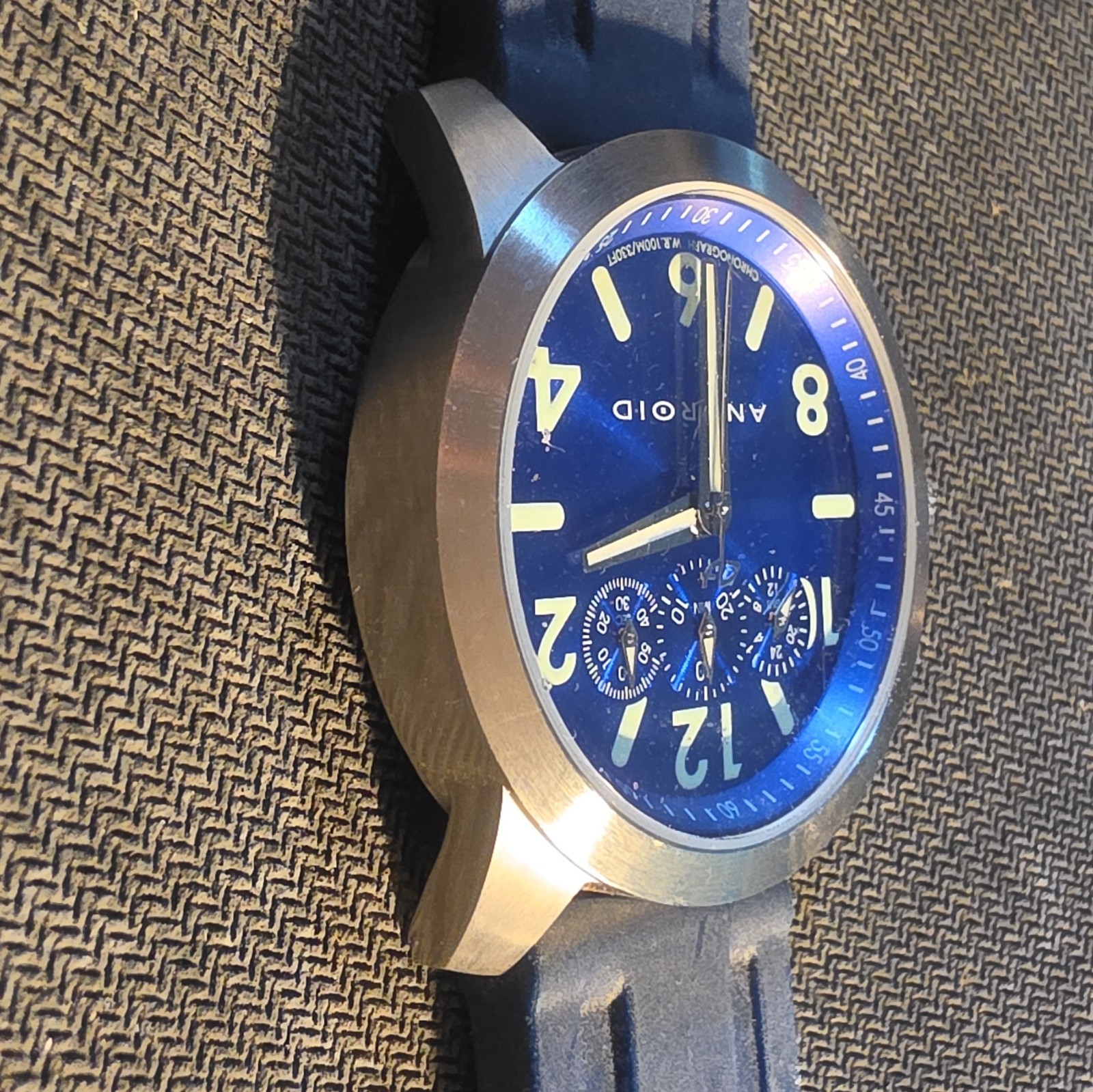 Android Quartz Chronograph 100m Blue Dial 50mm Steel Silver Blue Silicone