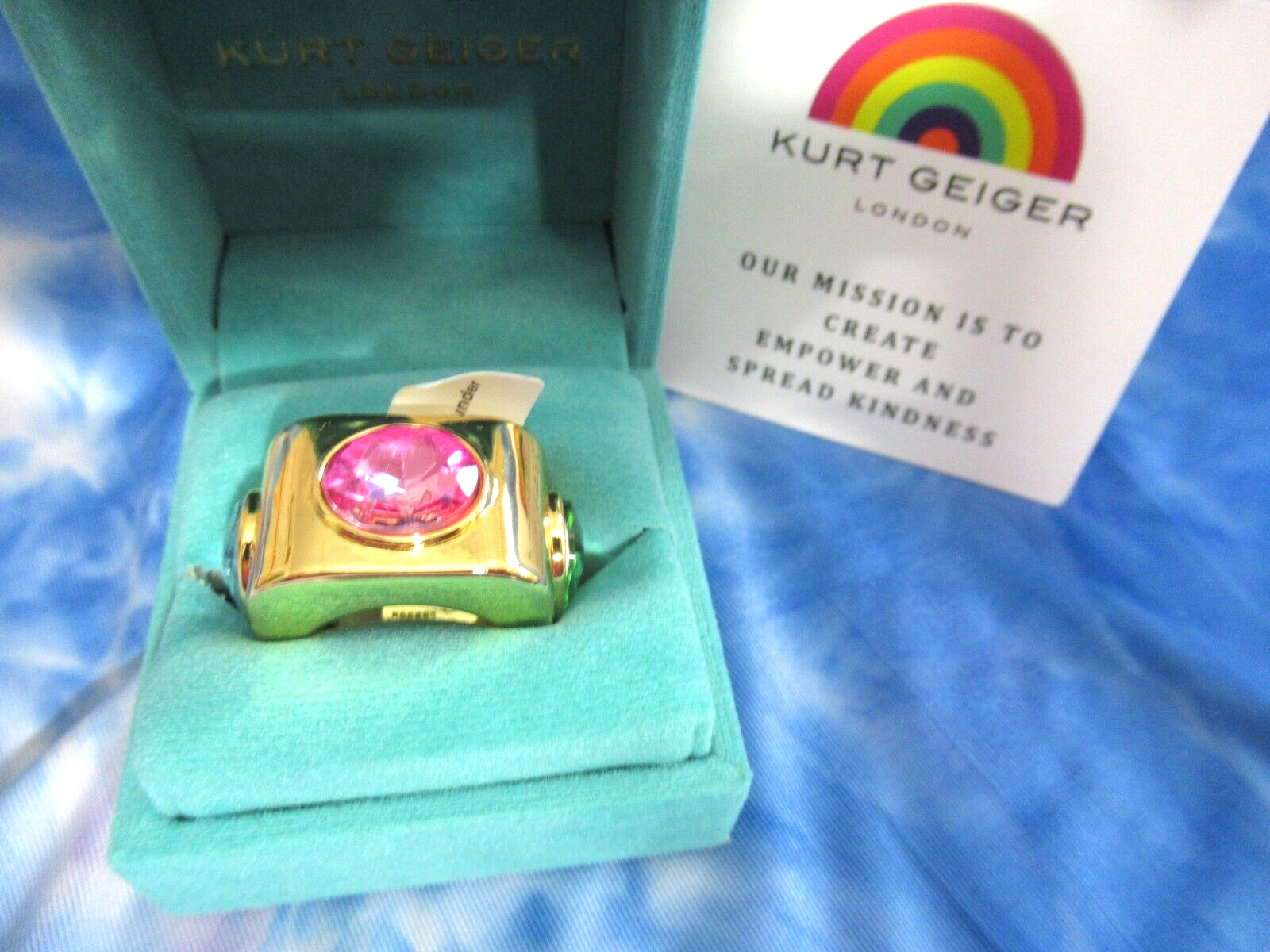 KURT GEIGER LONDON Triple Stone Blue Pink Green Cocktail Ring Size 8 Imported NW