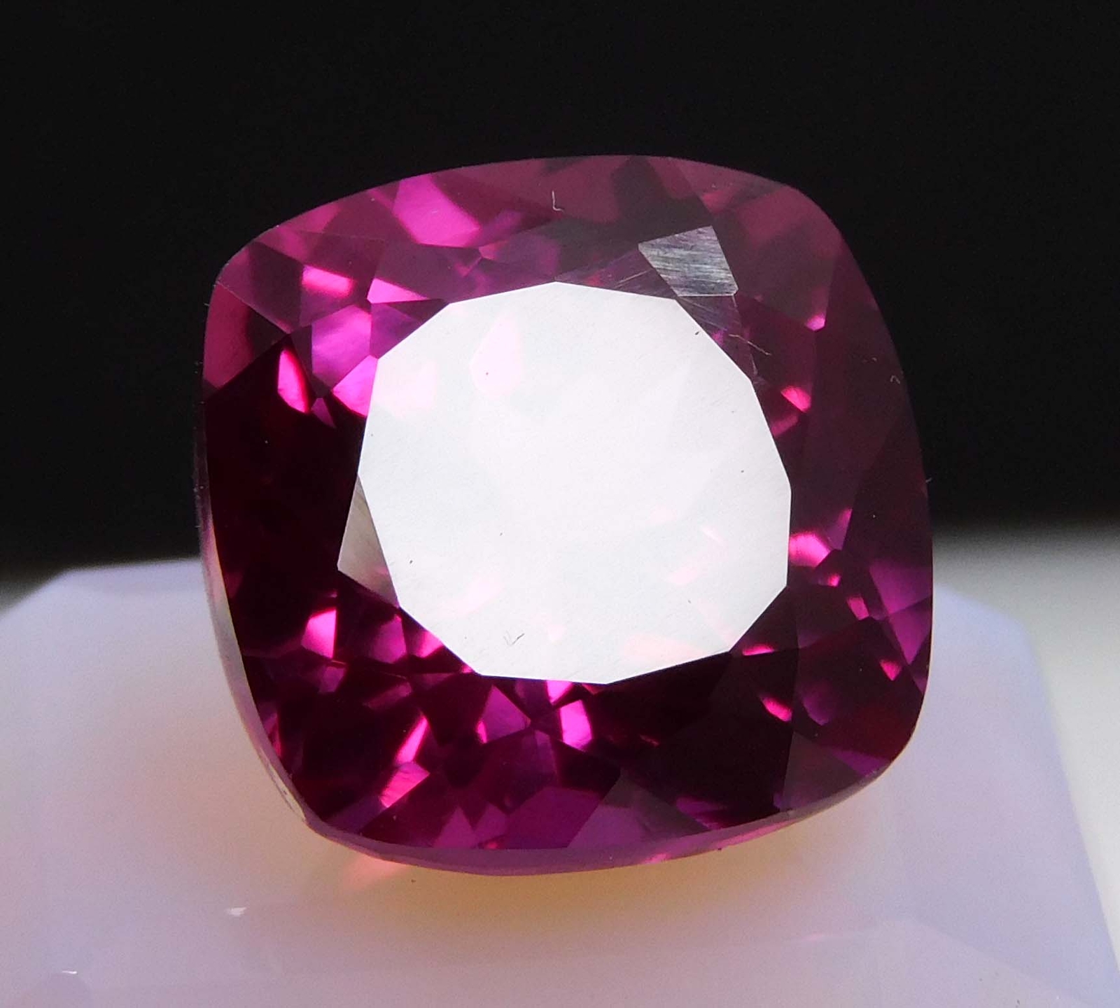 Extremely Rare Pink Sapphire Cushion Cut 11 Ct Natural Certified Loose Gemstone