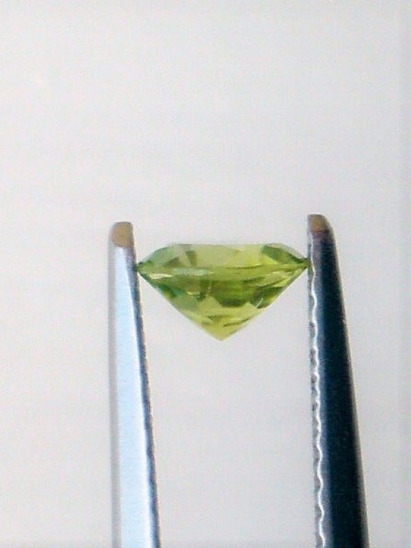 PERIDOT ROUND CUT GEM LIME GREEN PAKISTAN FACETED NATURAL GEMSTONE LOOSE NICE AA