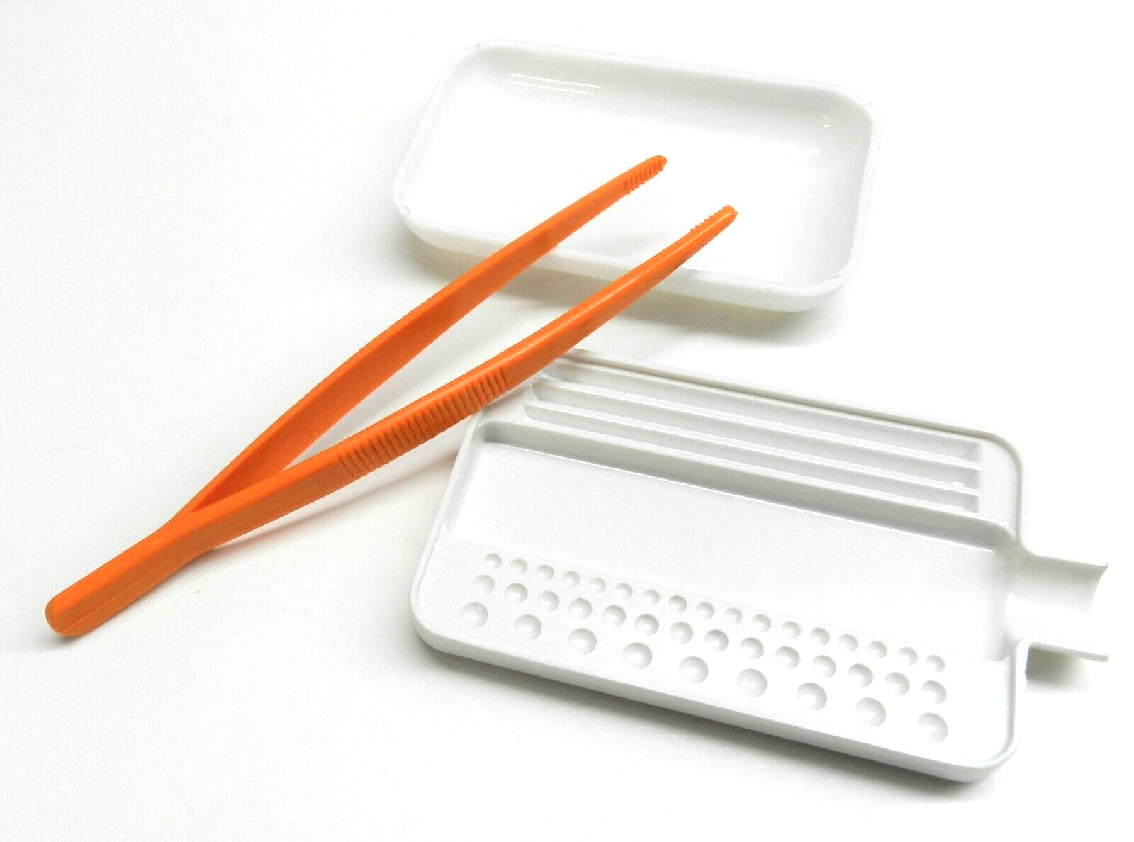 Bead Working Trays and Plastic Tweezer Sorting 3 Pc Set Beads and Gemstones