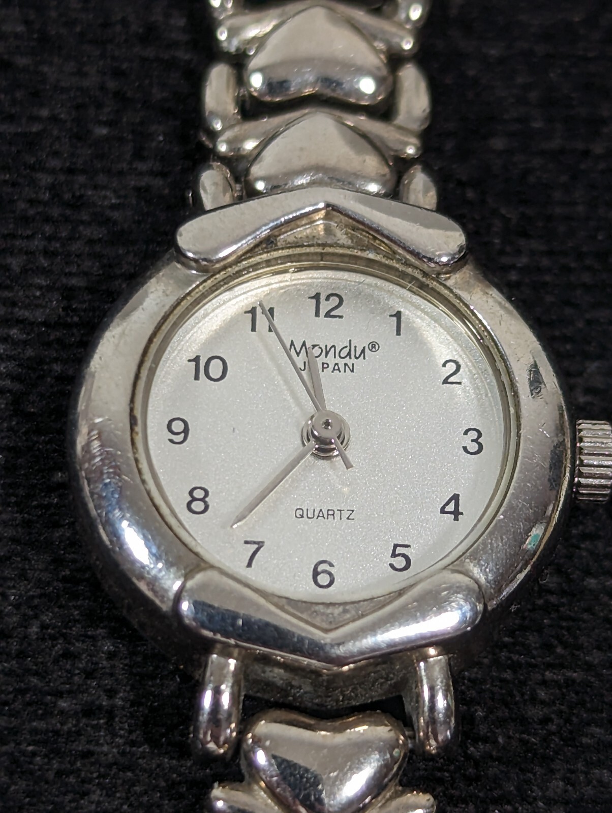 Mondu Womans Silver Tone Dial Round Case Link Bracelet Band Watch 7.25 Inch