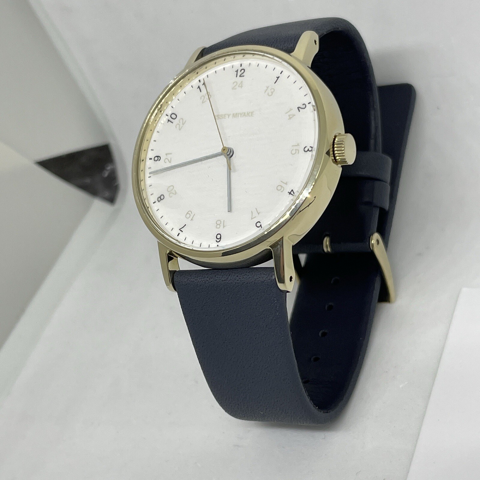 ISSEY MIYAKE F NYAJ706 Analog Quartz Watch Designed by Ichiro Iwasaki SEIKO JP