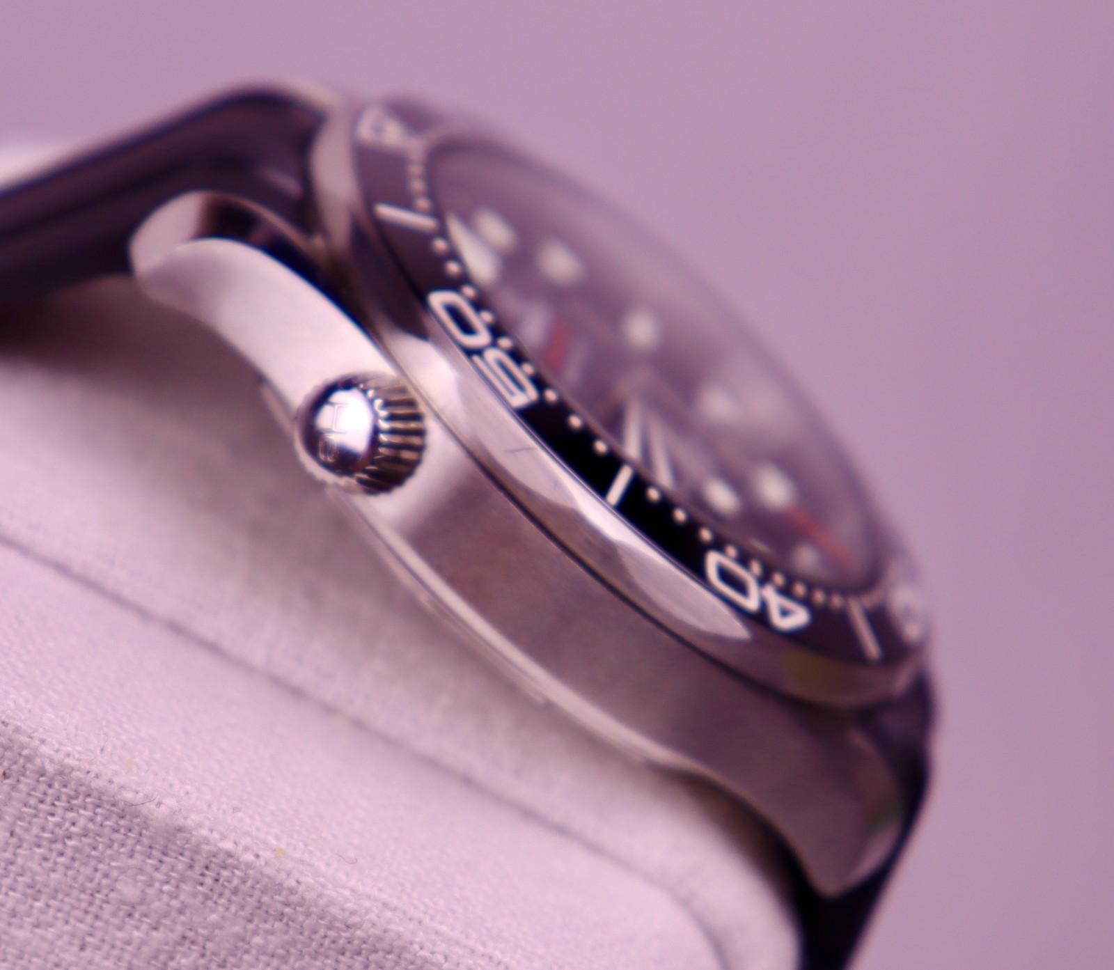 Omega Seamaster Professional 300 Rubber (Black) Ref. 210.32.42.20.01 Case #553