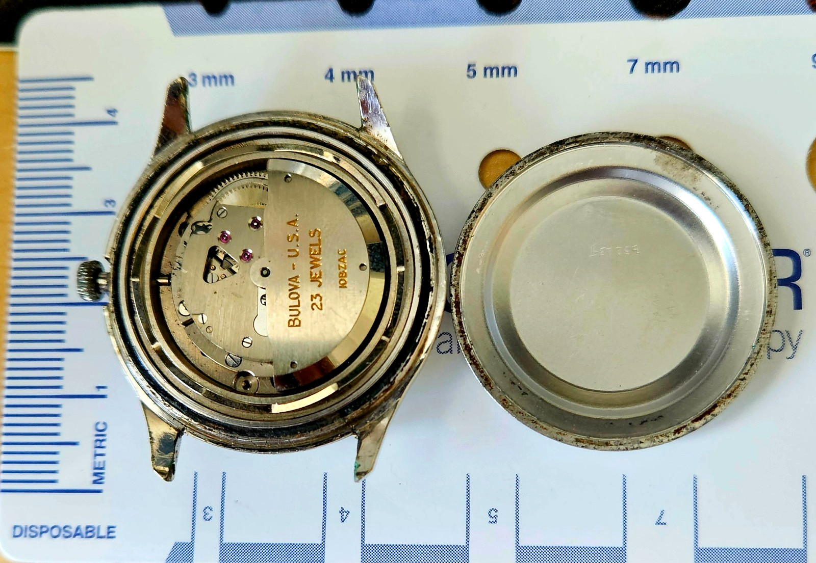 Vintage Bulova 23 Jewel Self-winding Gray concentric face Gents Wrist Watch Runs