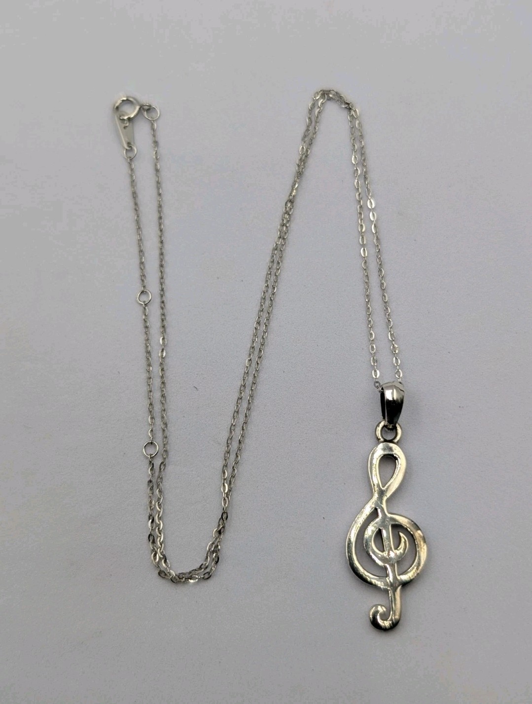 Vintage Sterling Silver Treble Clef Music Pendant 16-18″ Flat Cable 925 Necklace