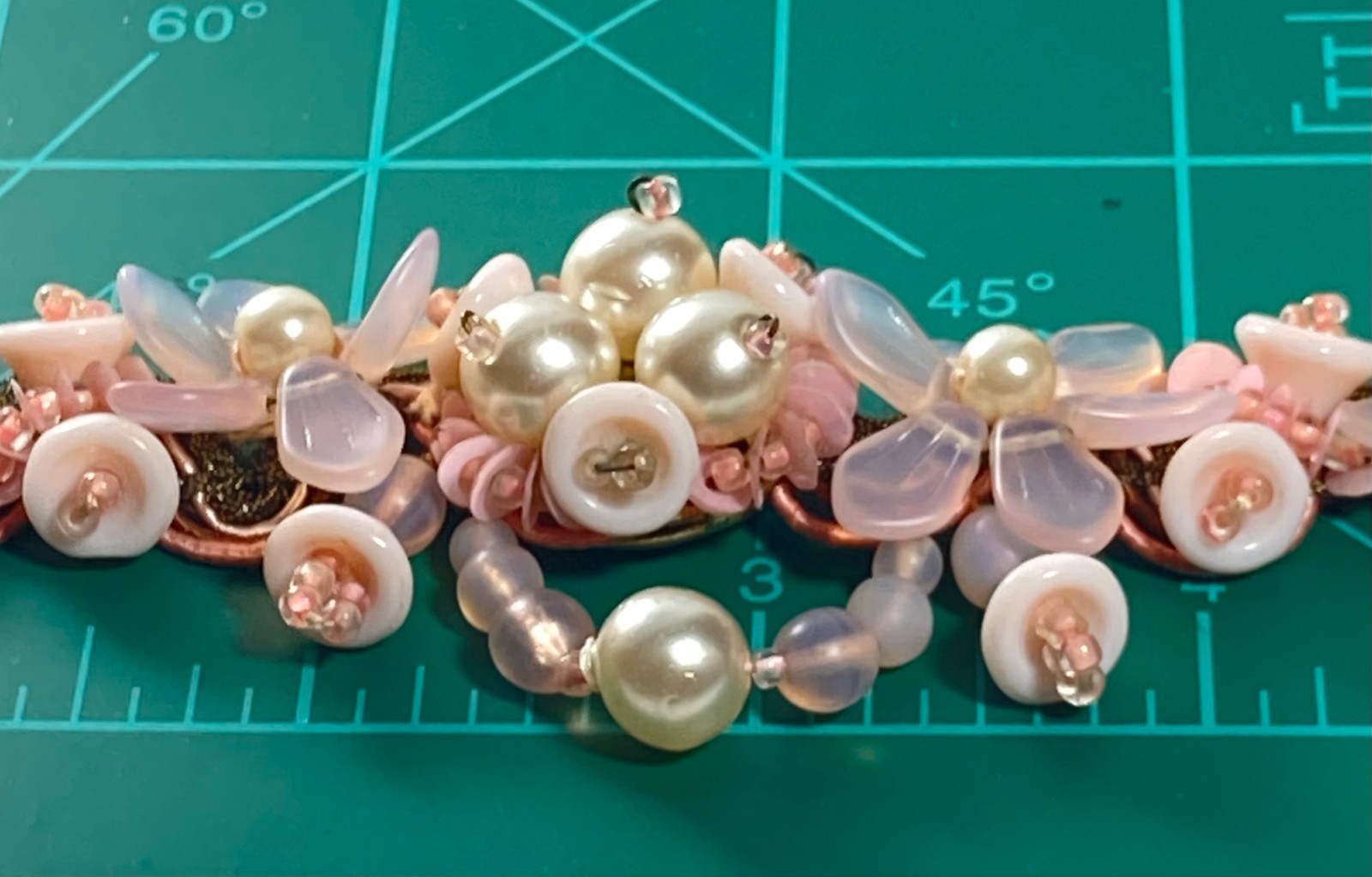 Vtg W Germany Wired Molded Glass Flower Cluster Pink Fruit Salad Necklace 15.5″