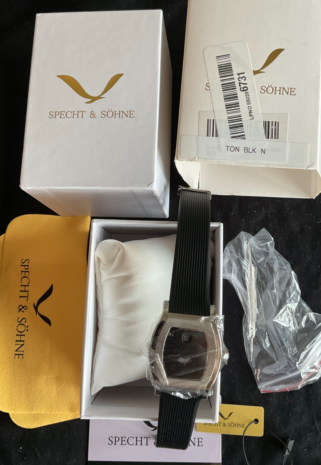 Brand New AUTOMATIC Vintage Style Tonneau Jump Hour Specht & Sohne Watch