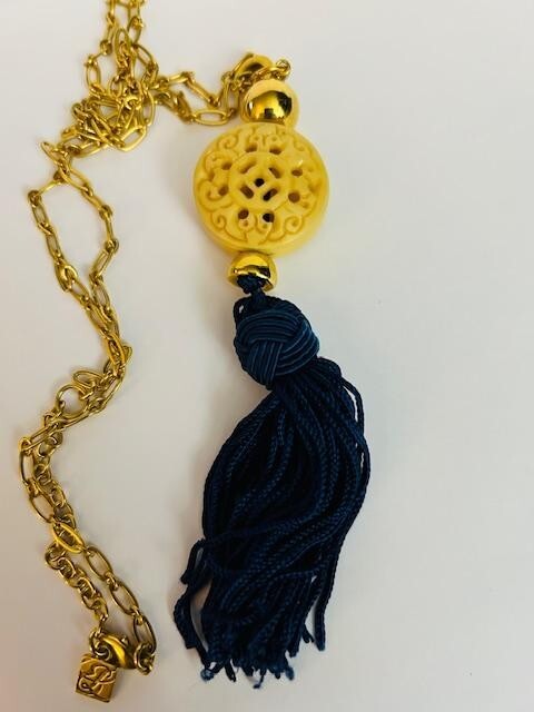 RARE~ 1970s Estee Lauder Necklace (Gift for Sales Associates- LIMITED EDITION)