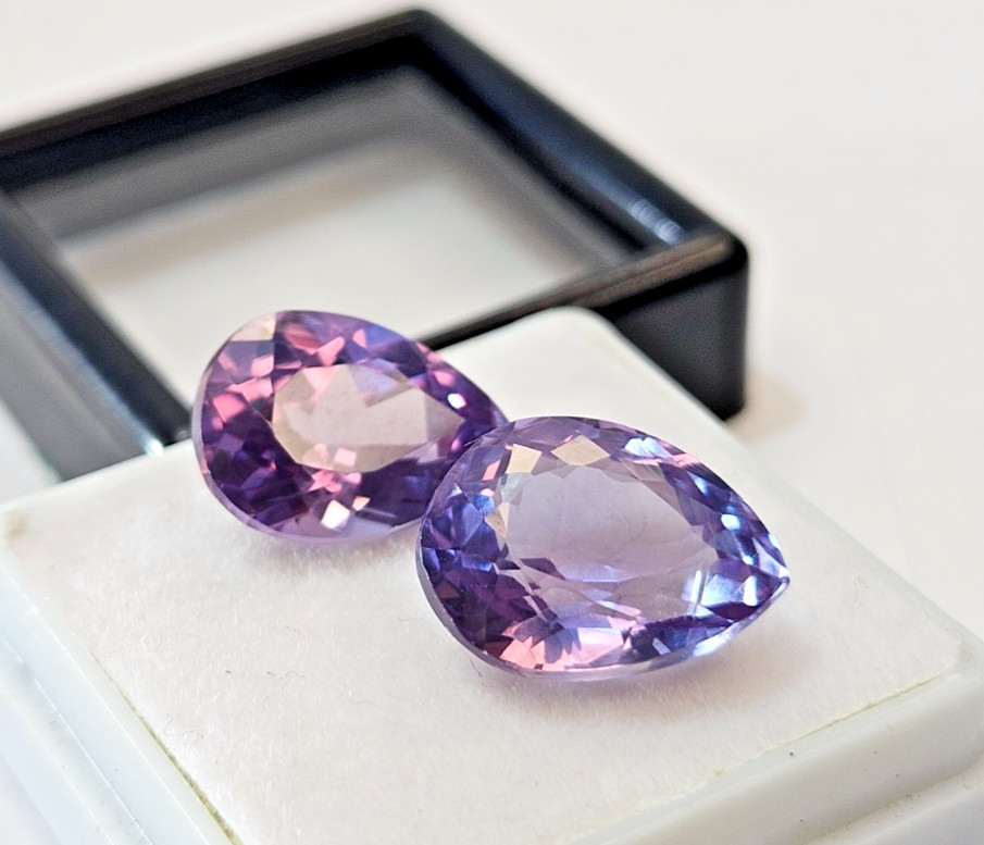 Pear Cut Alexandrite 23-24 Ct Colour Change EGL CERTIFIED Pair Gemstone FR-166