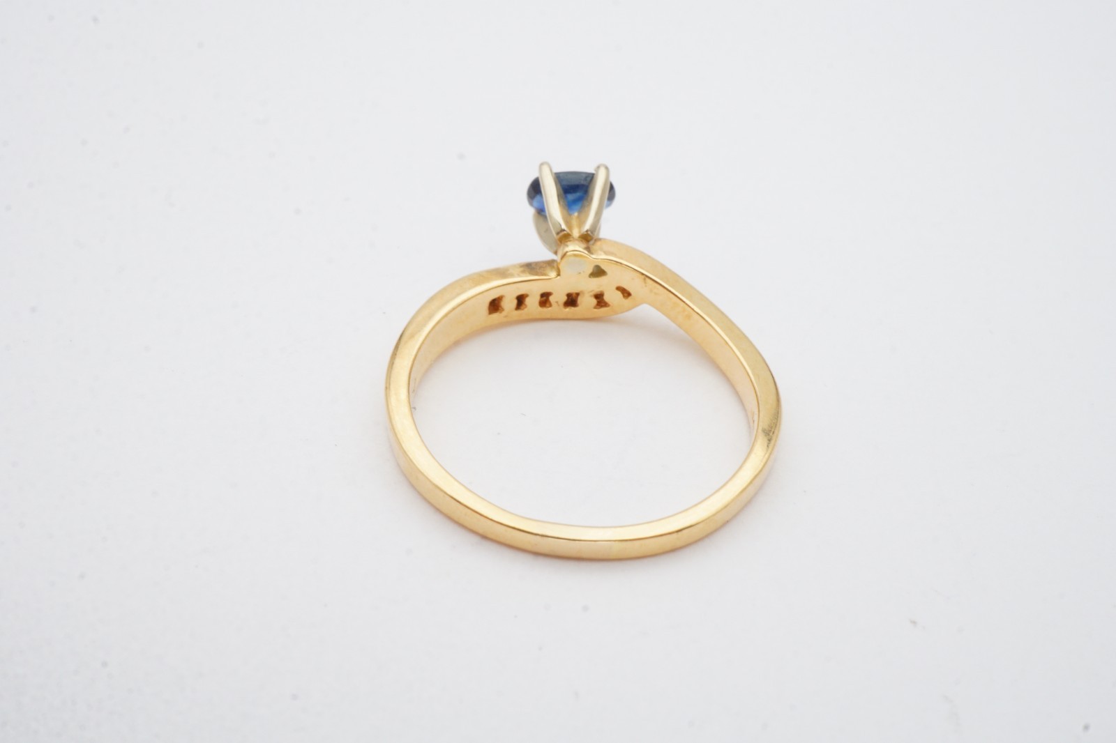 14k Yellow Gold Sapphire Diamond Ring Size 7.75 A2