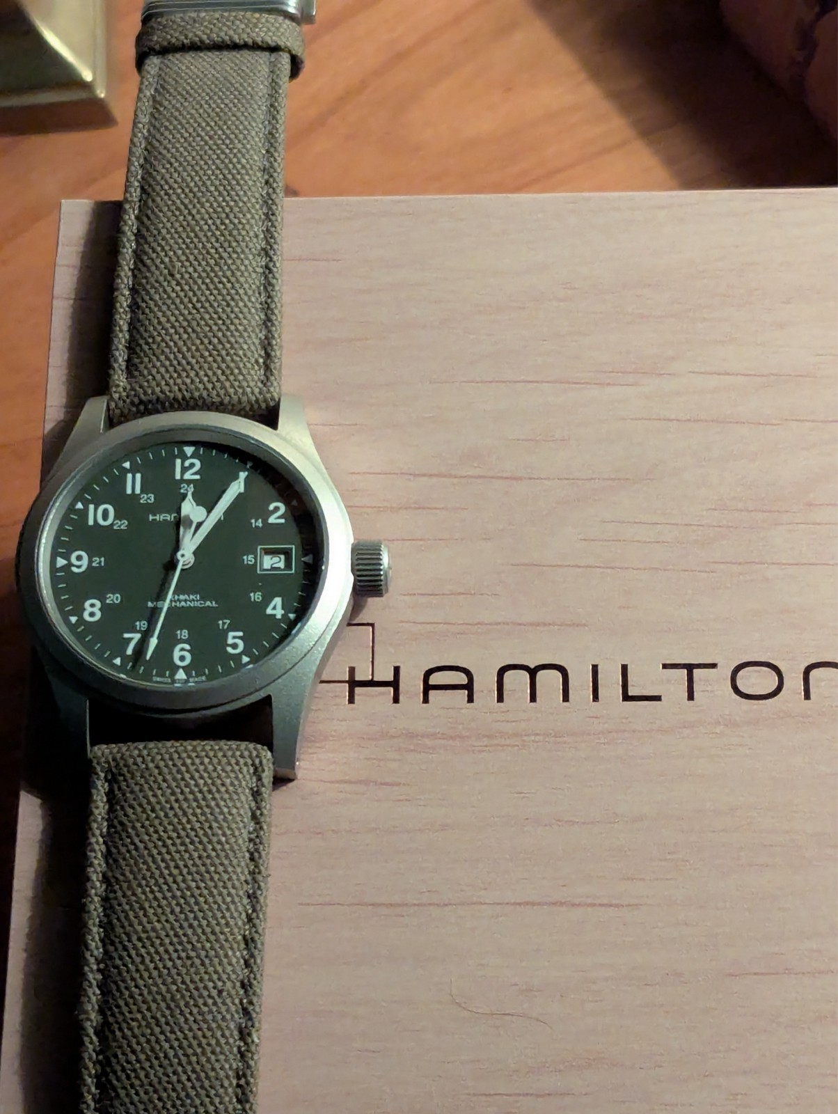 Hamilton Khaki Field Mechanical H69419363 Green ETA-2804 Date 38mm Complete Box
