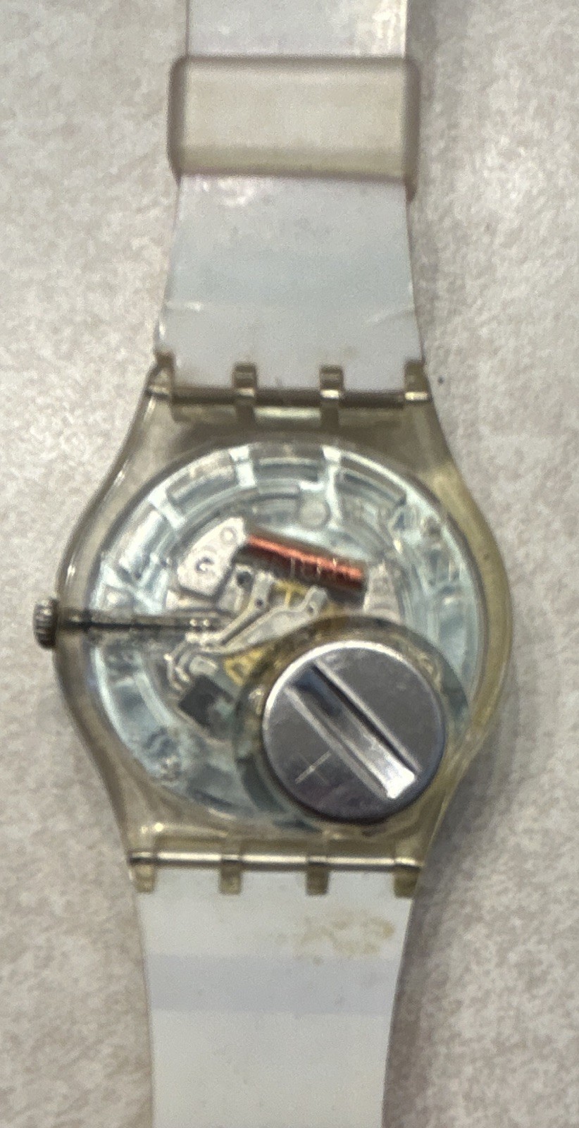Swatch Quartz 34mm White Dial carrots for hands. Great condition, battery needed